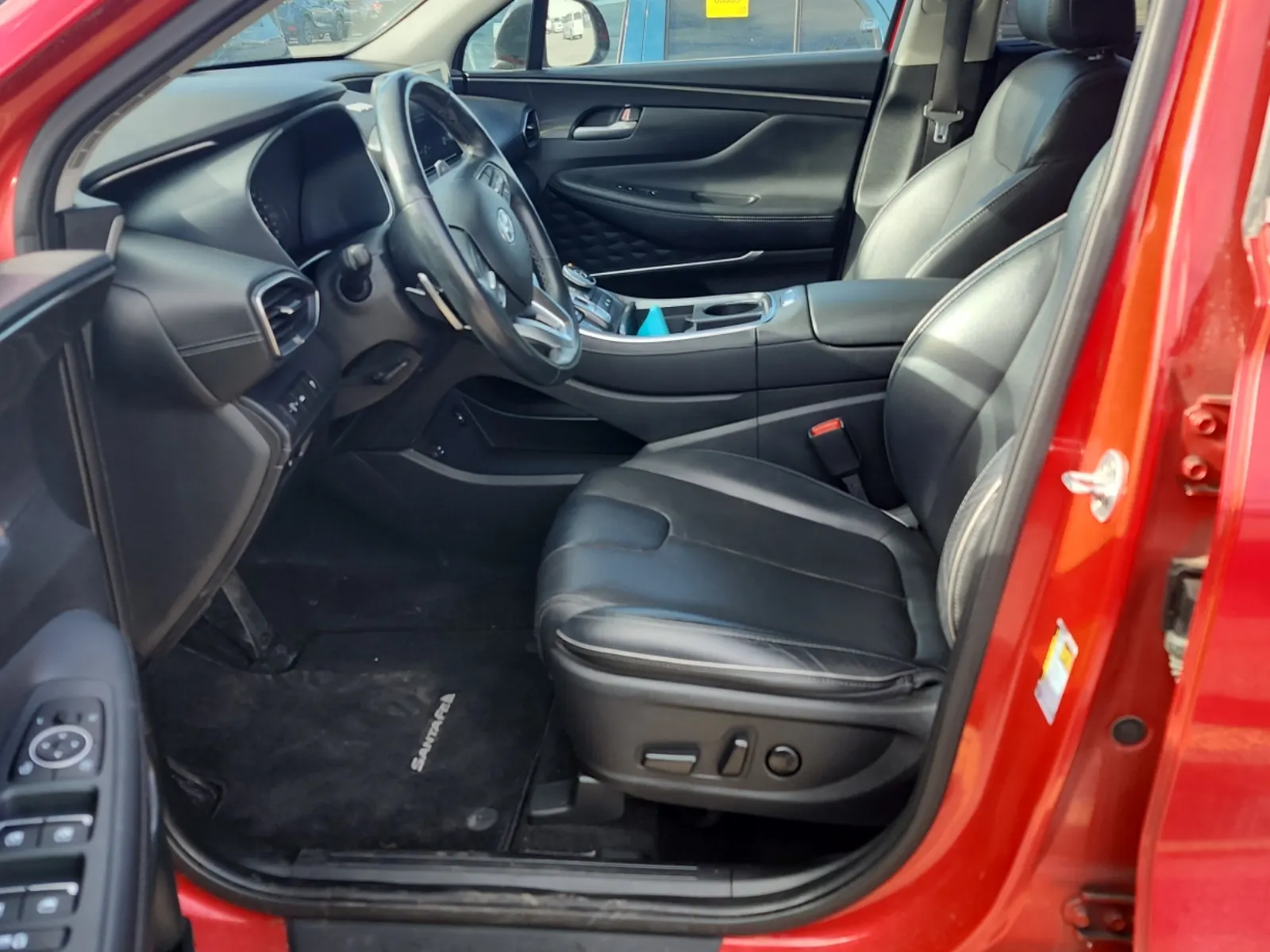 Front Interior Photo