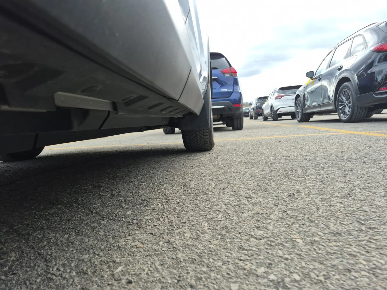 Undercarriage - Passenger Photo