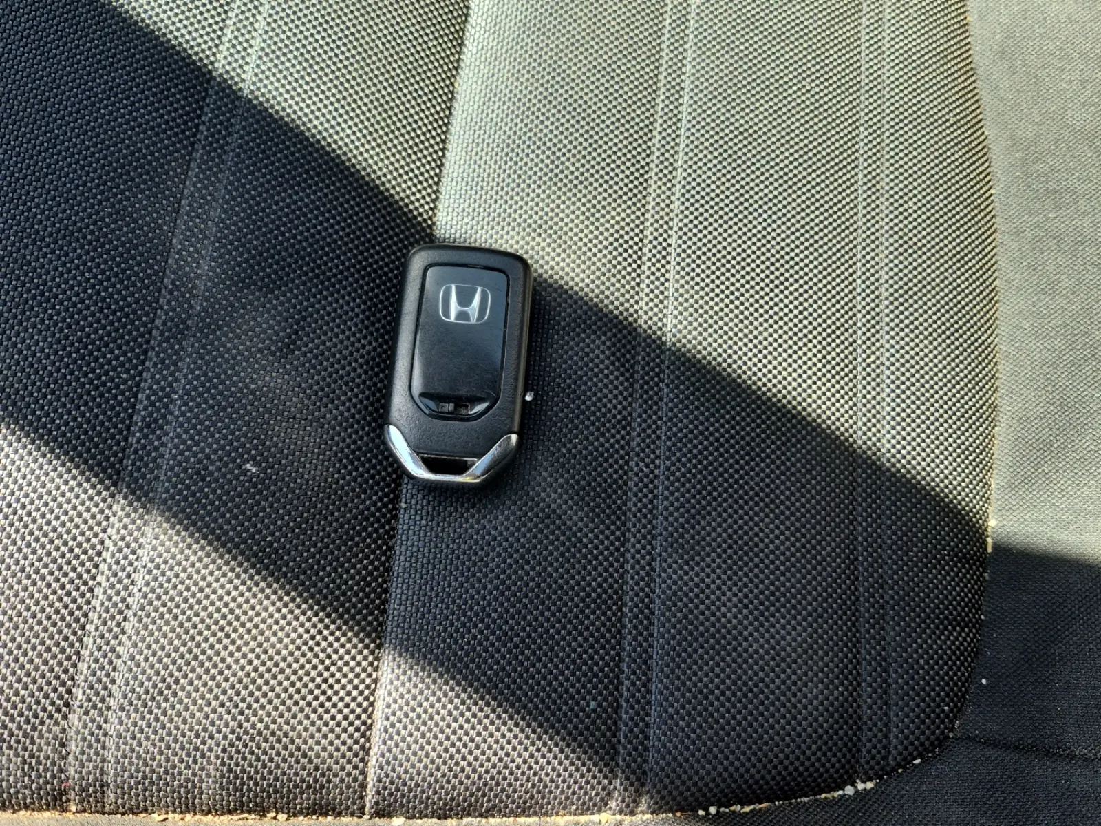 Keys/Fobs/Manual Photo