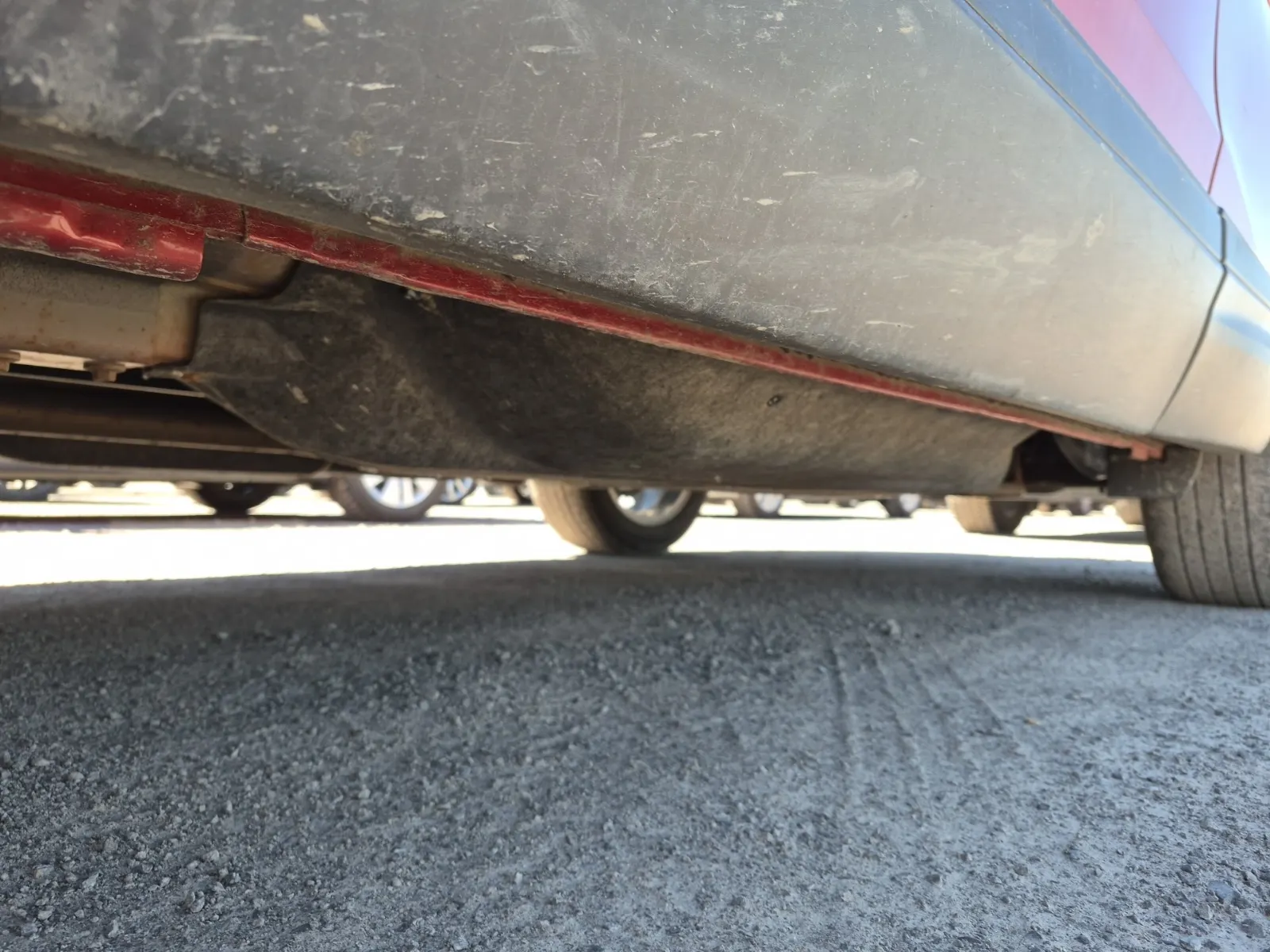Undercarriage - Driver Photo