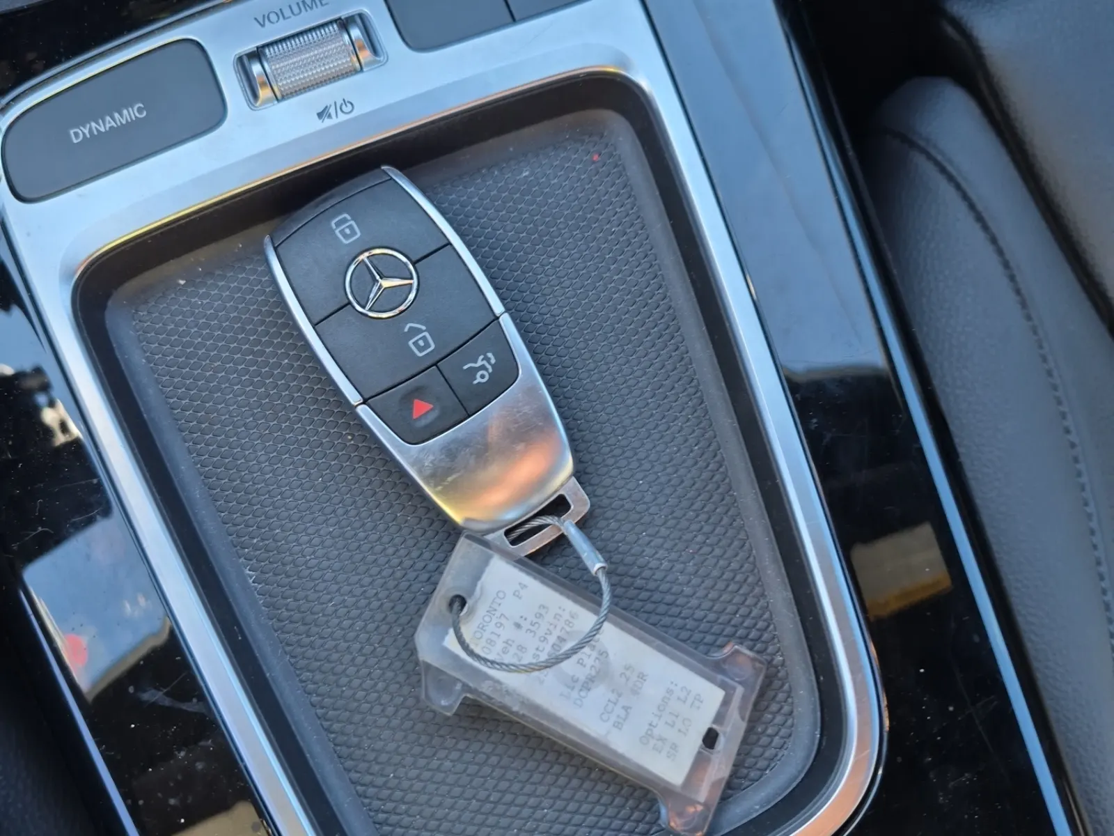 Keys/Fobs/Manual Photo