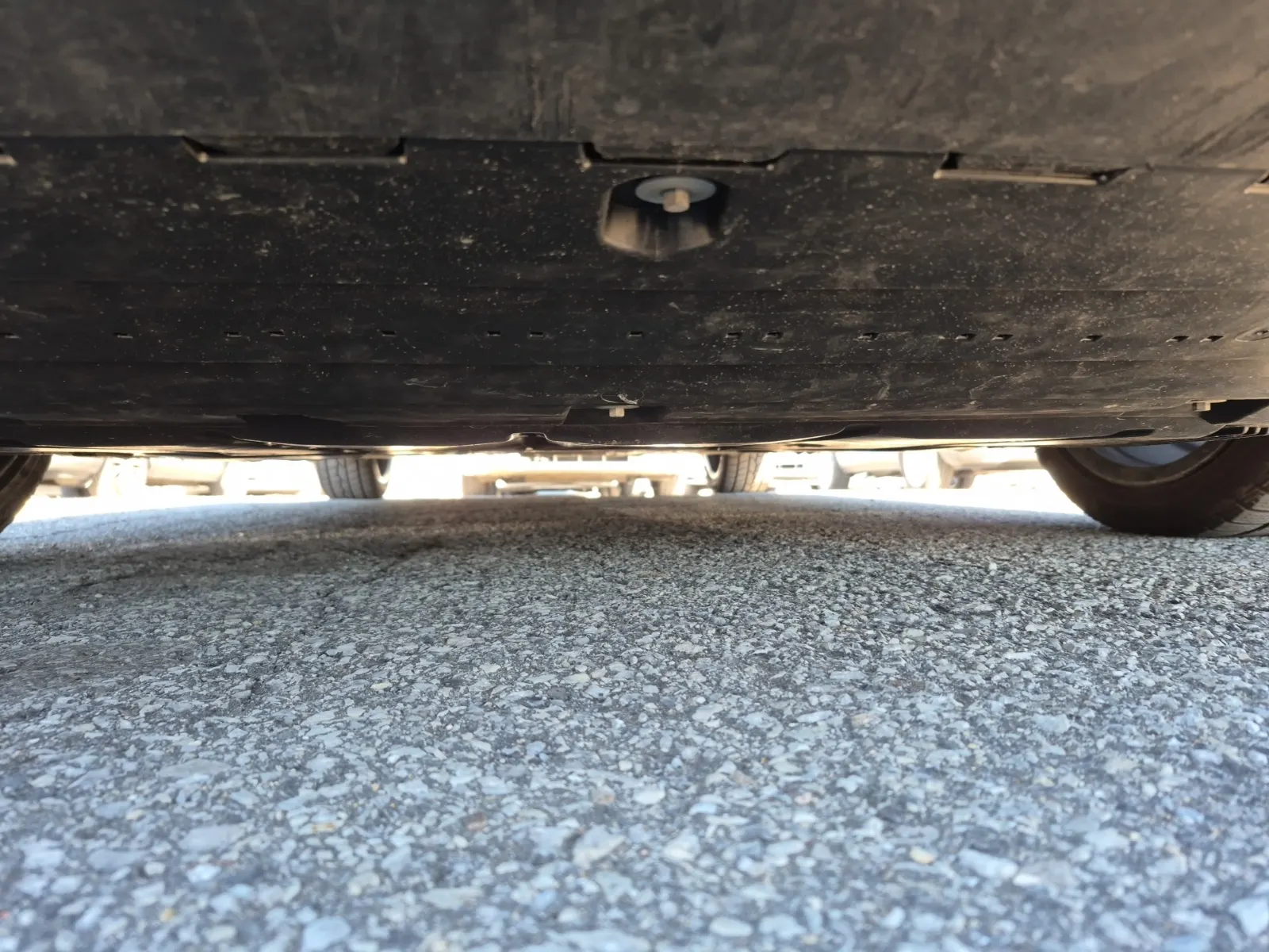 Undercarriage - Front Photo