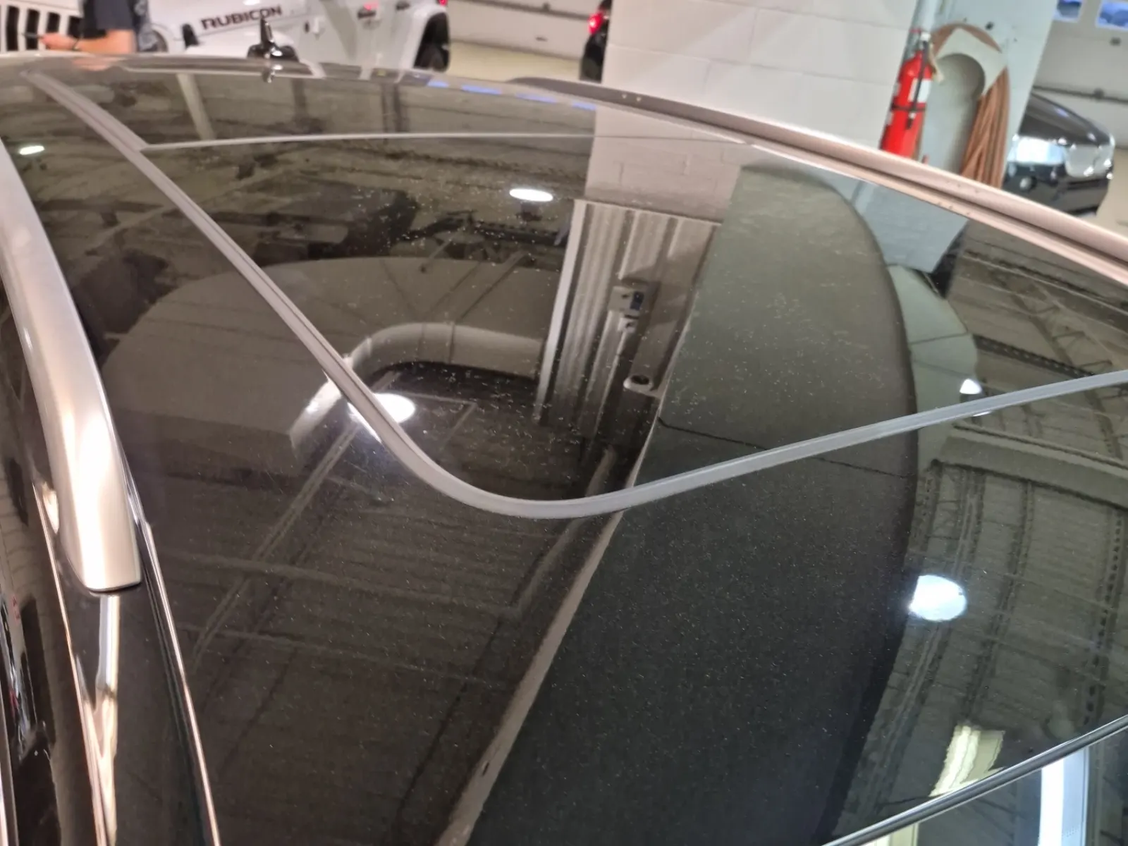 Exterior Roof Photo