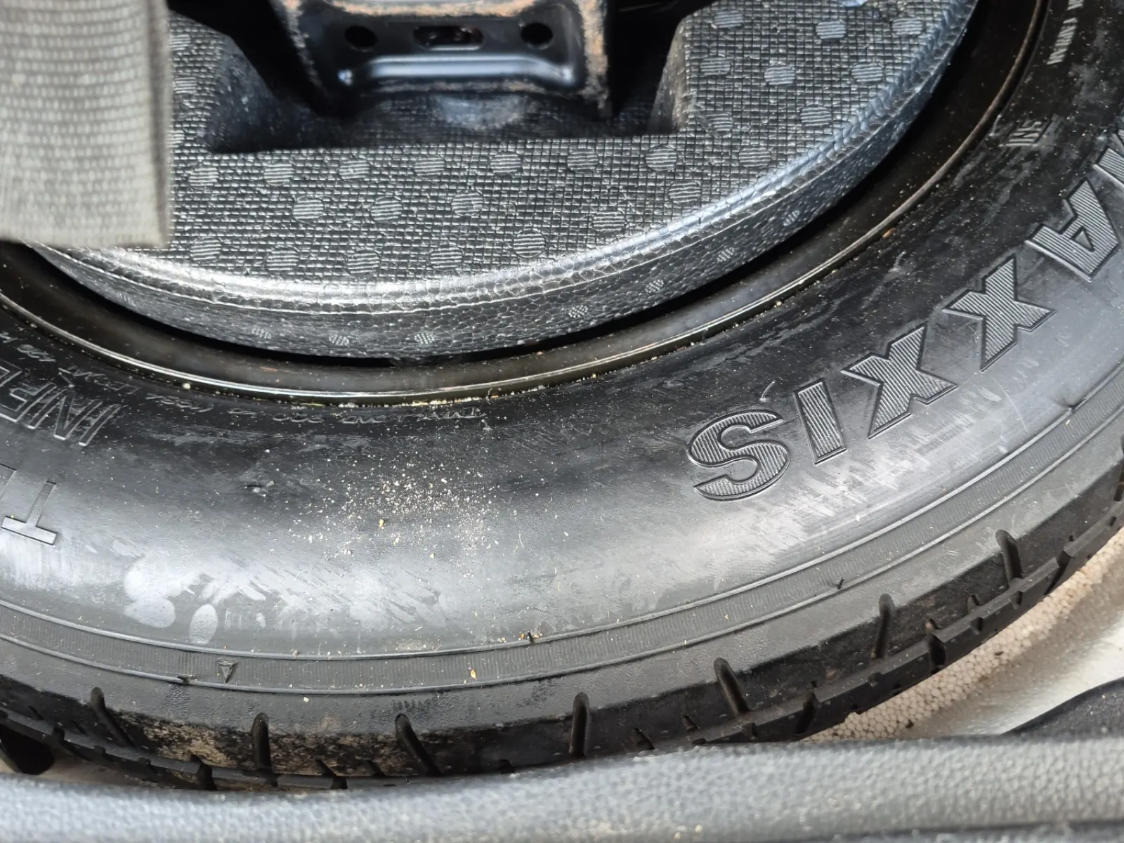 Spare Tire & Wheel Photo