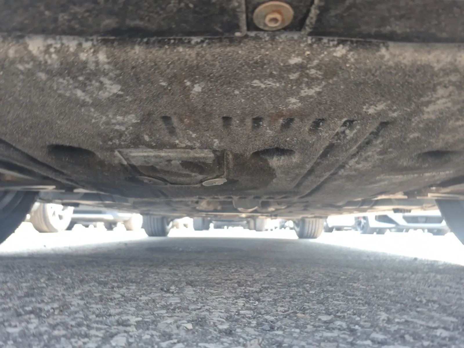 Undercarriage - Front Photo