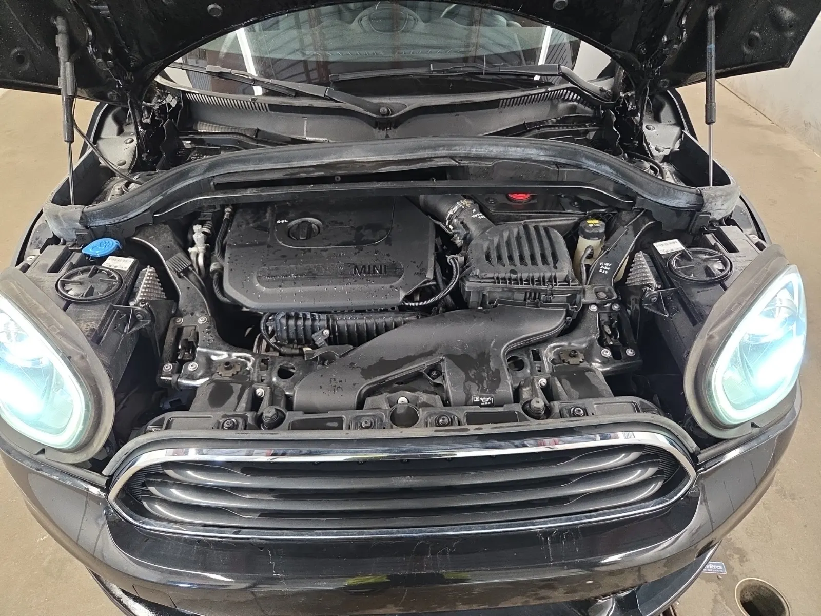 Engine Photo
