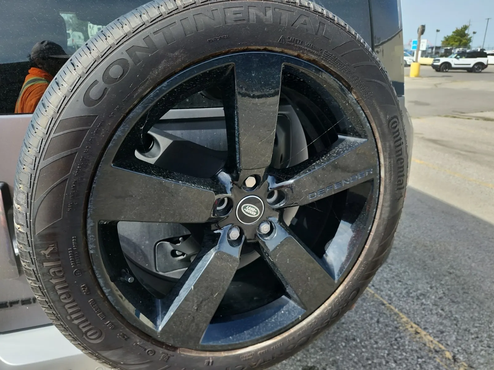 Spare Tire & Wheel Photo