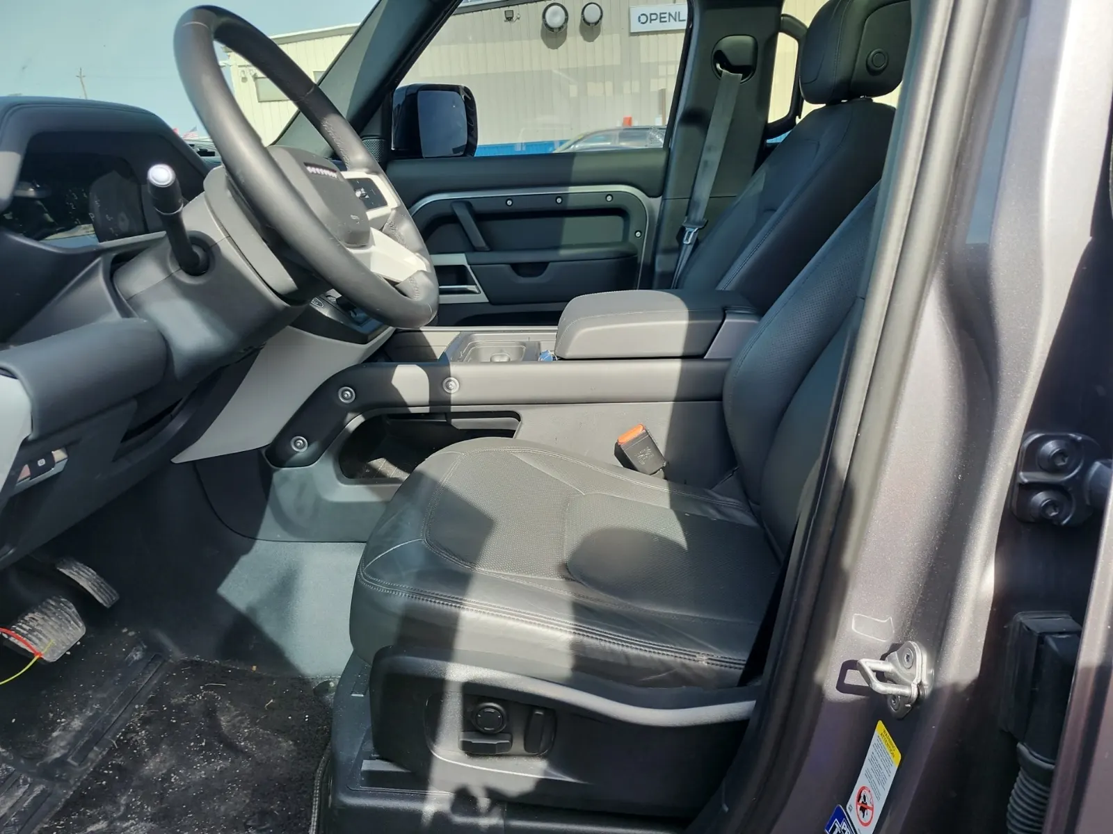 Front Interior Photo