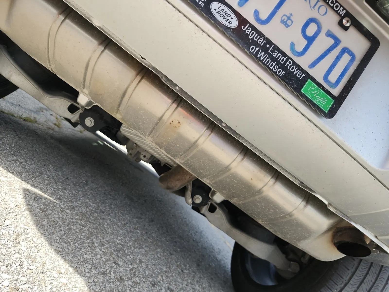 Undercarriage - Rear Photo