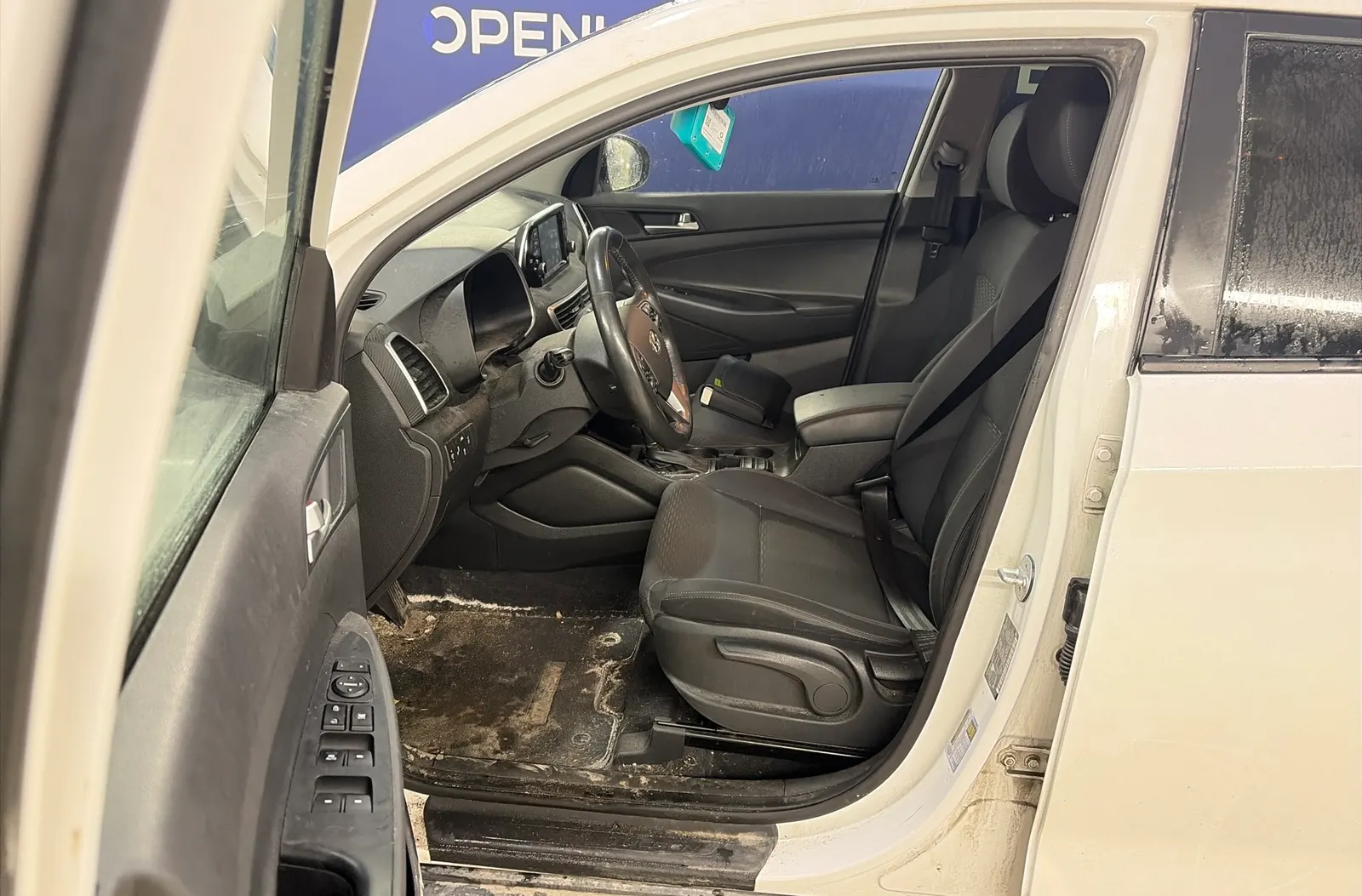 Front Interior Photo