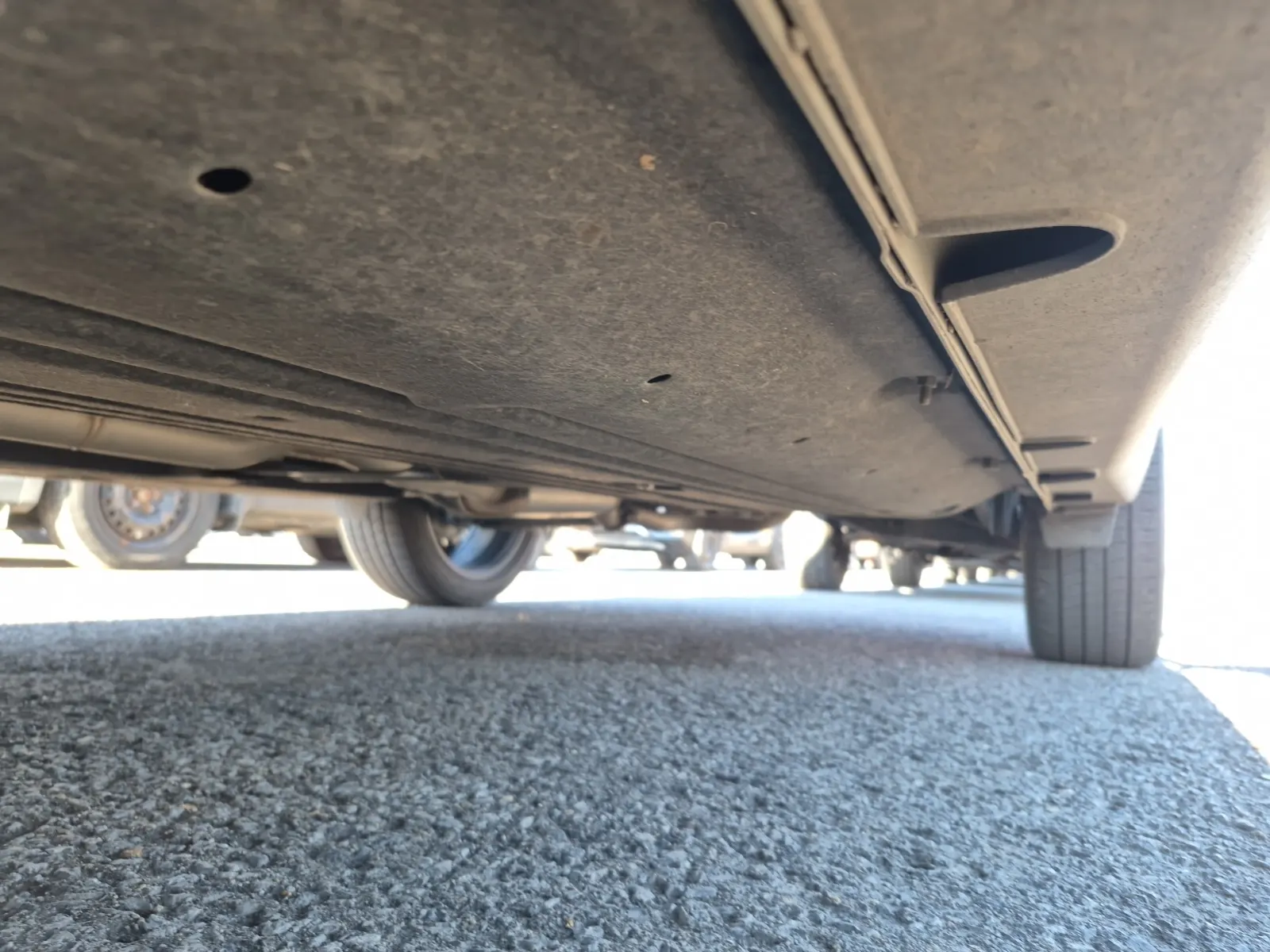 Undercarriage - Driver Photo