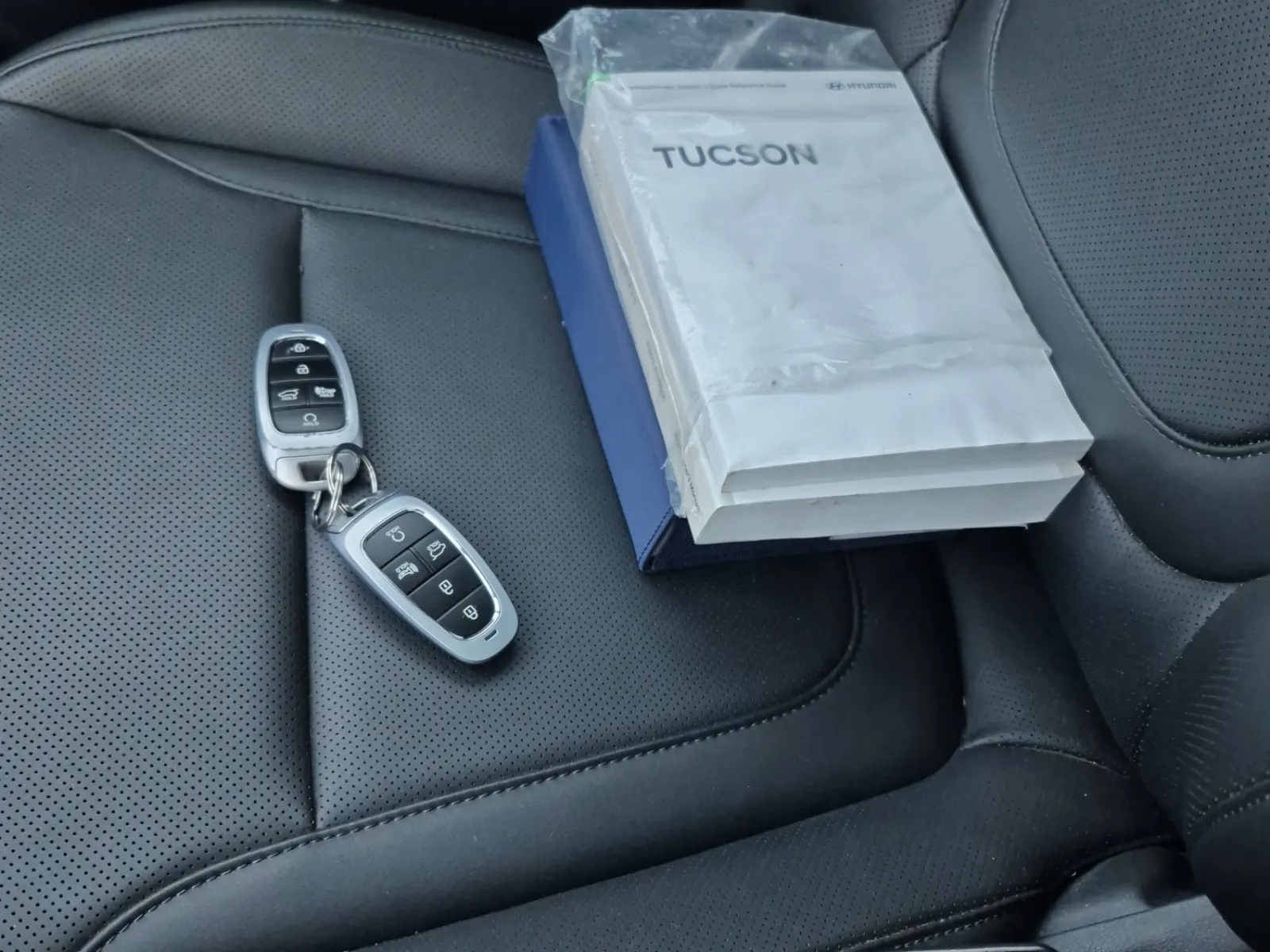 Keys/Fobs/Manual Photo