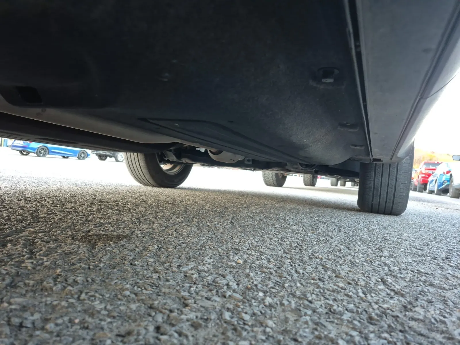 Undercarriage - Passenger Photo