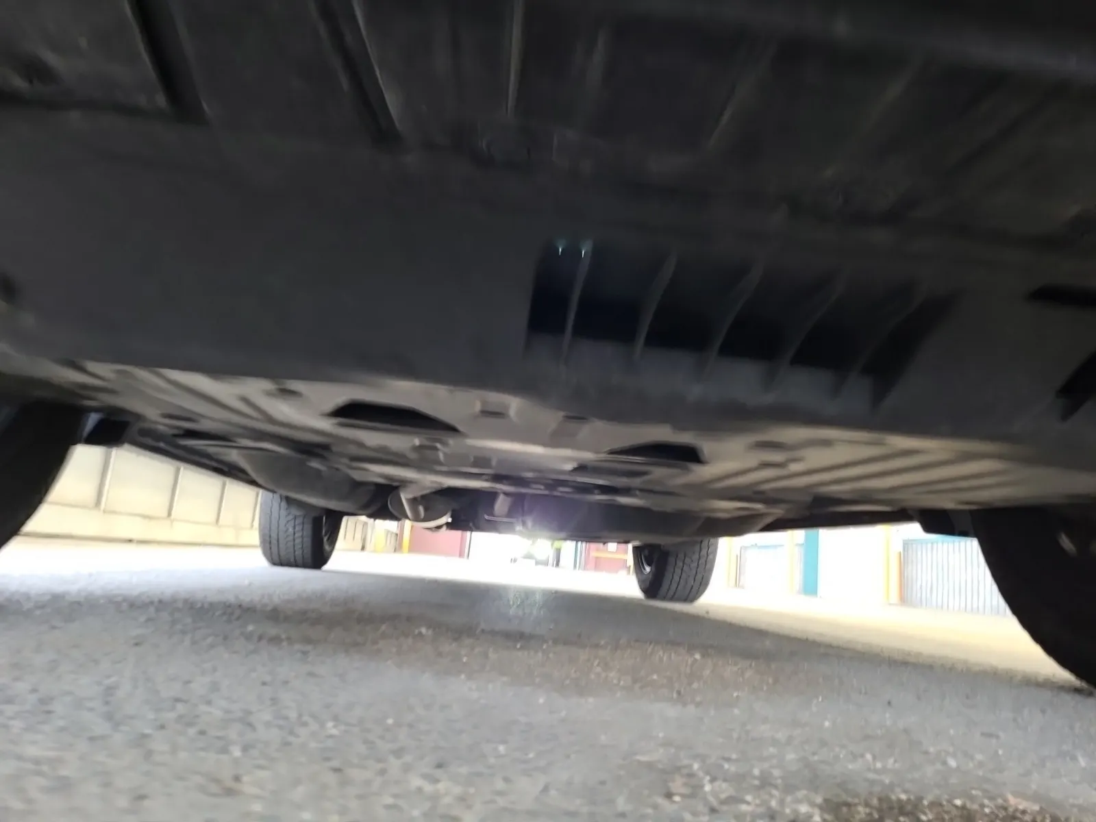 Undercarriage - Front Photo