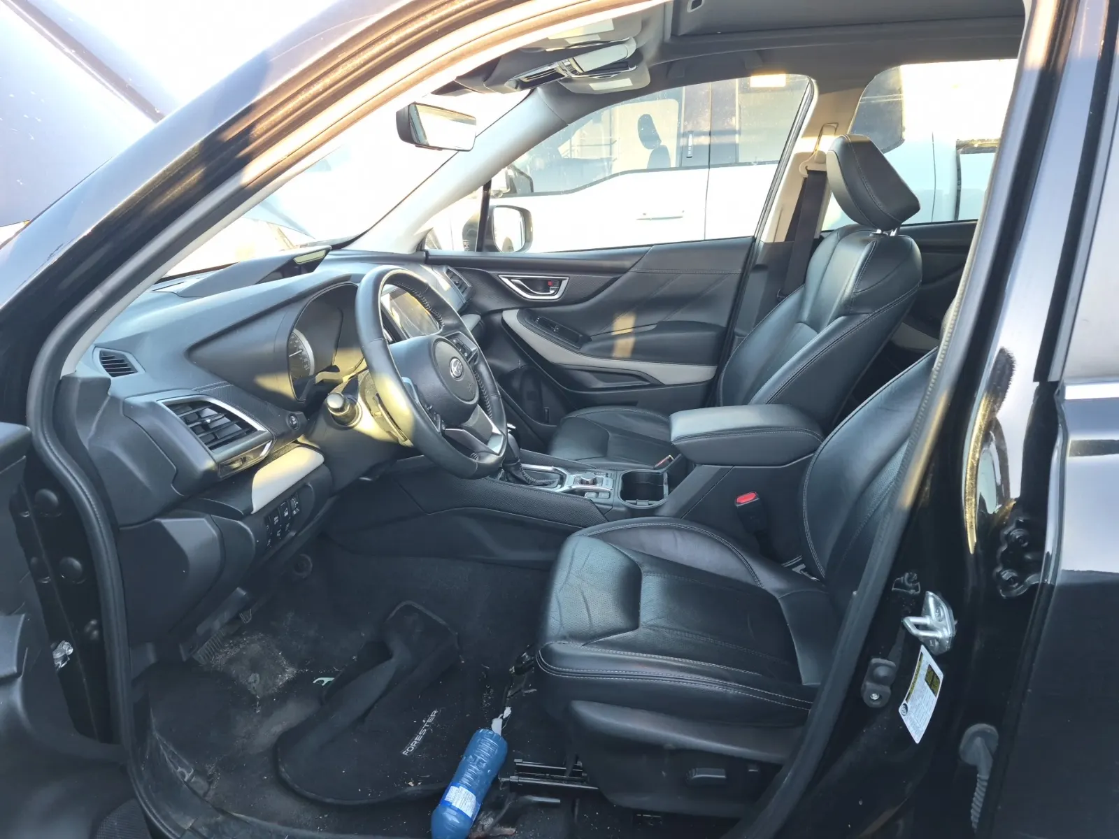 Front Interior Photo