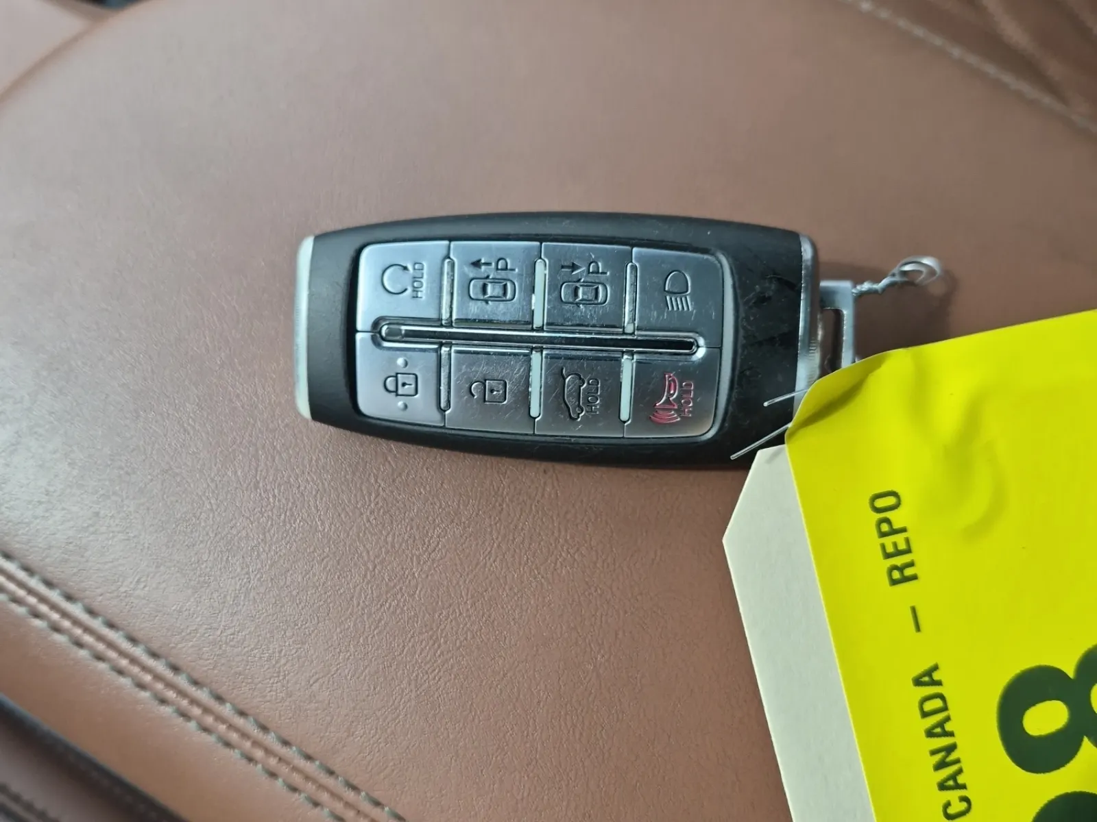 Keys/Fobs/Manual Photo