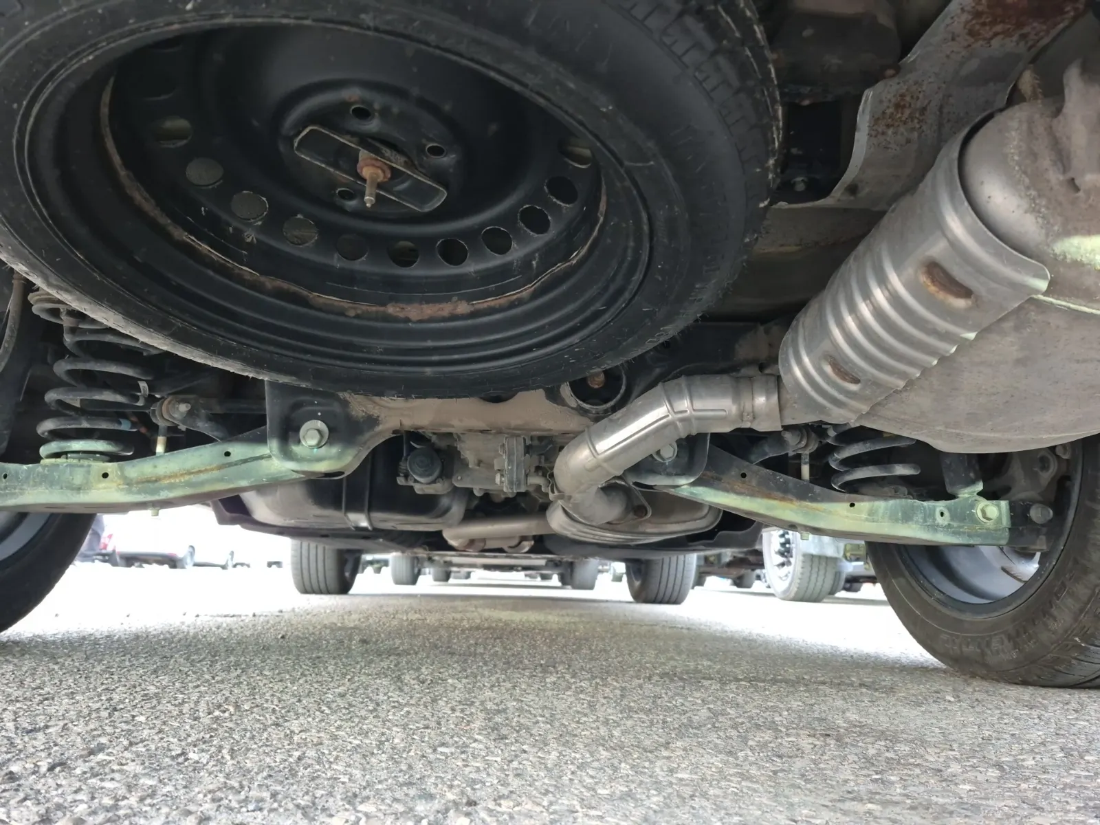 Spare Tire & Wheel Photo