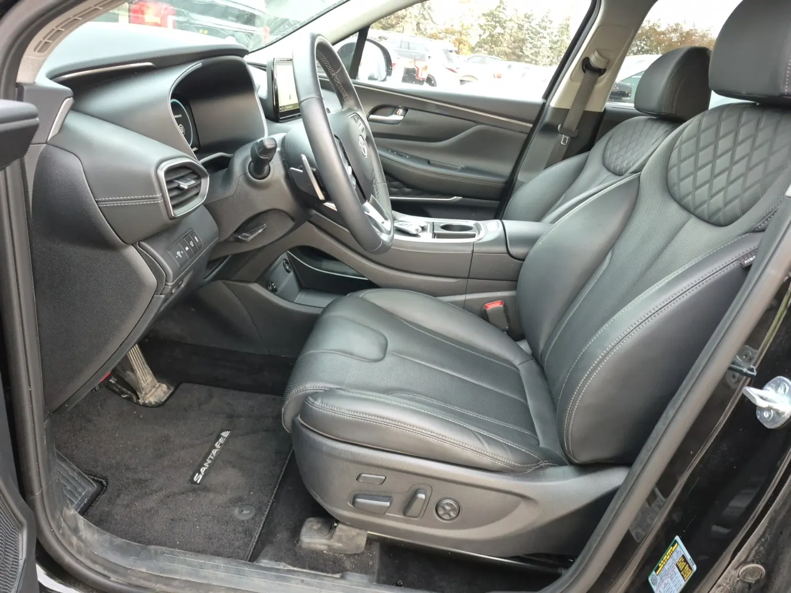 Front Interior Photo