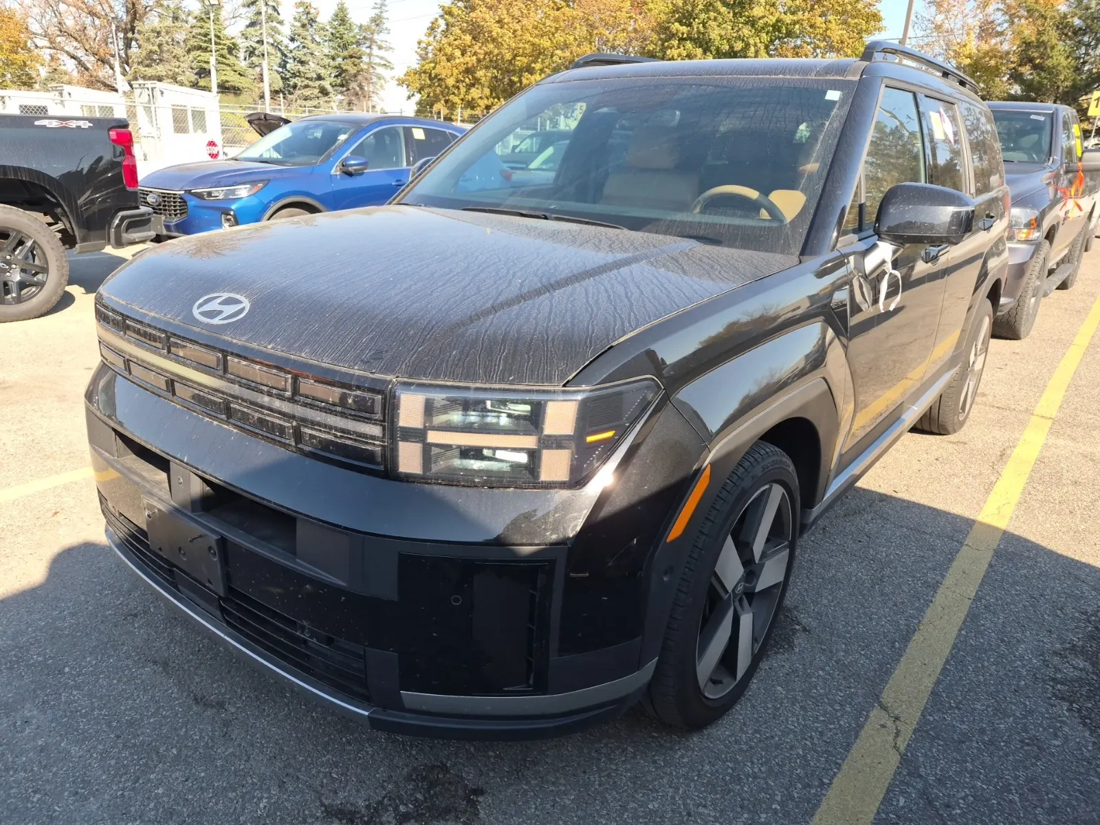 Front driver 3/4 photo