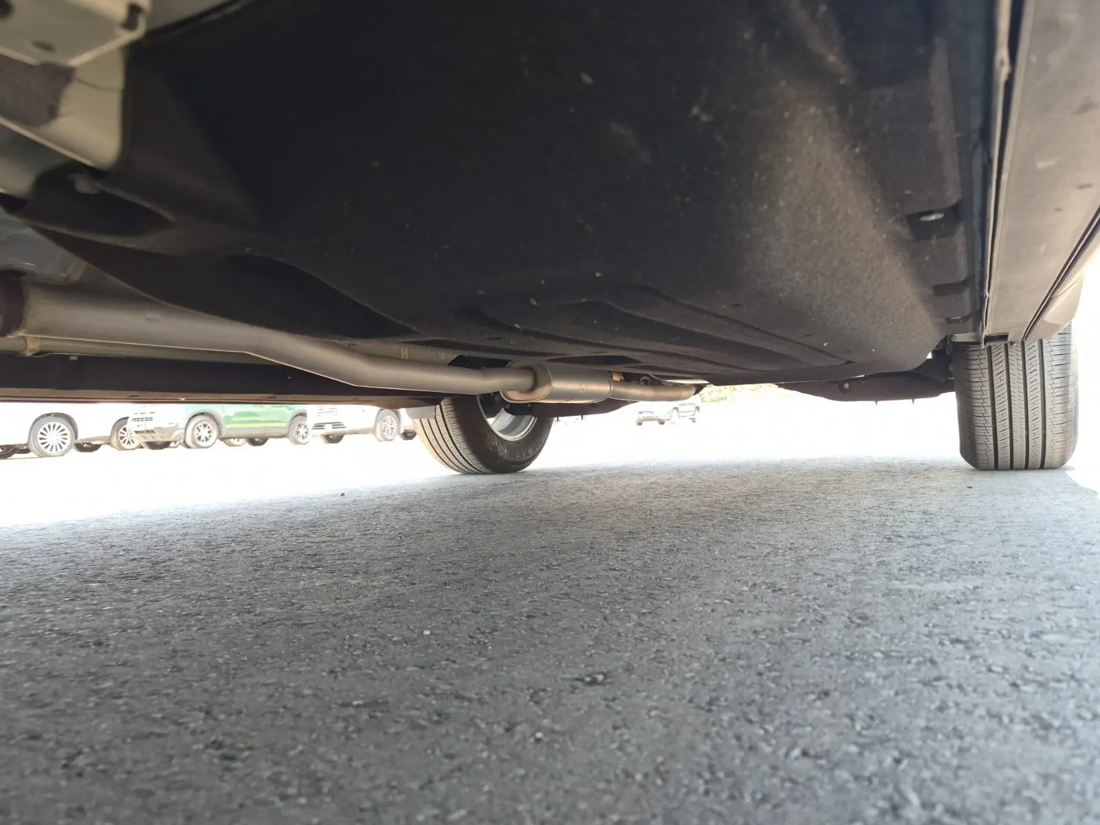 Undercarriage - Driver Photo