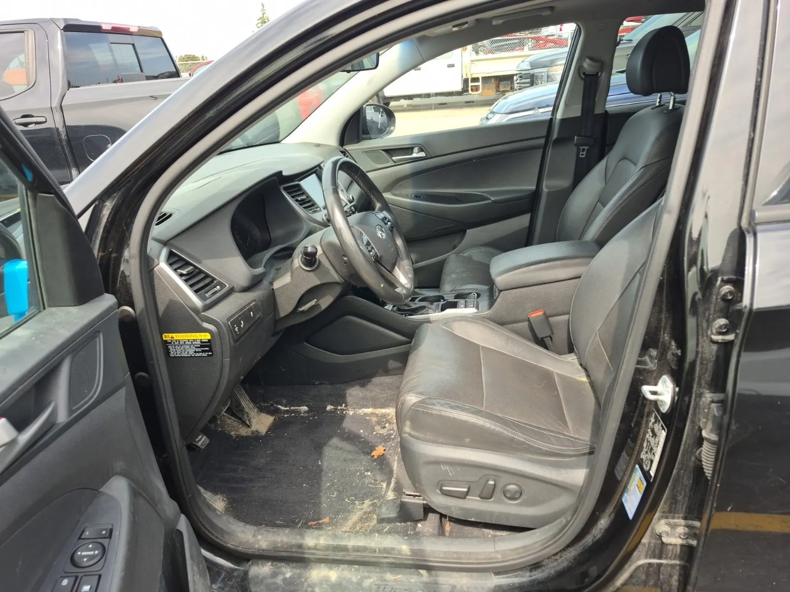 Front Interior Photo