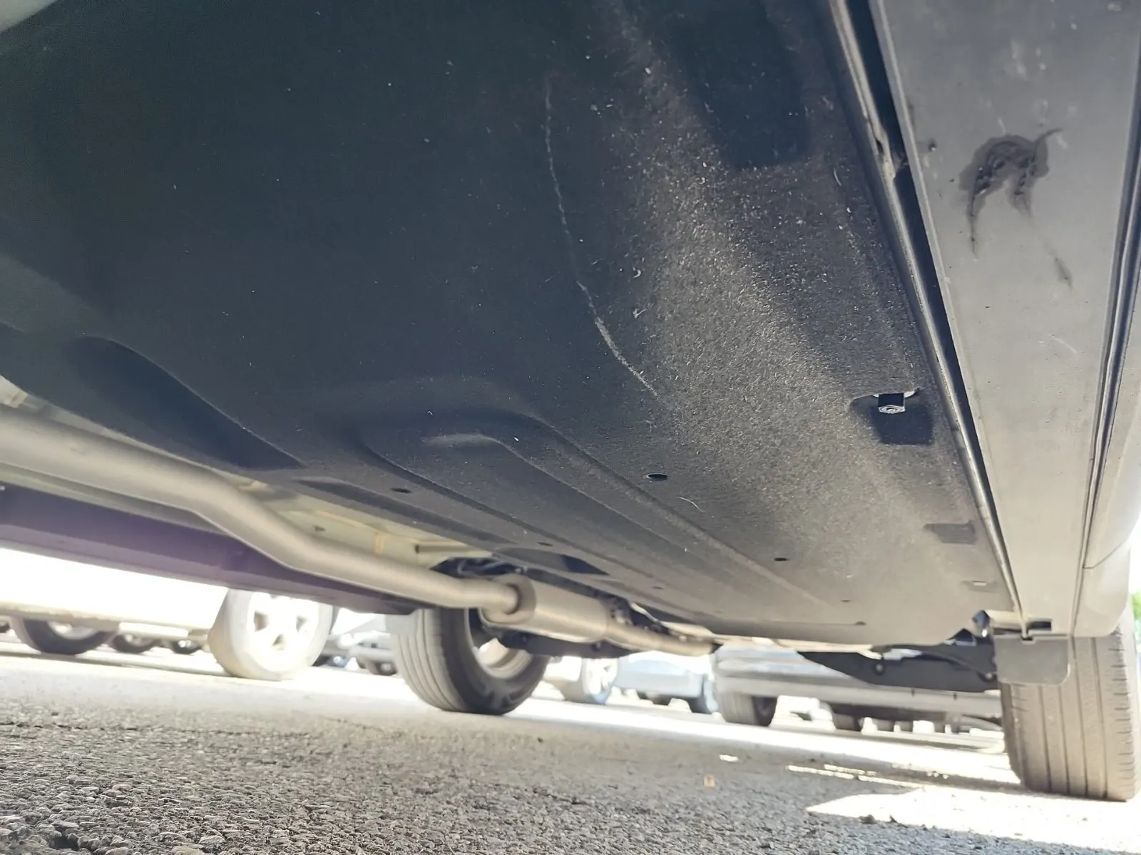 Undercarriage - Driver Photo