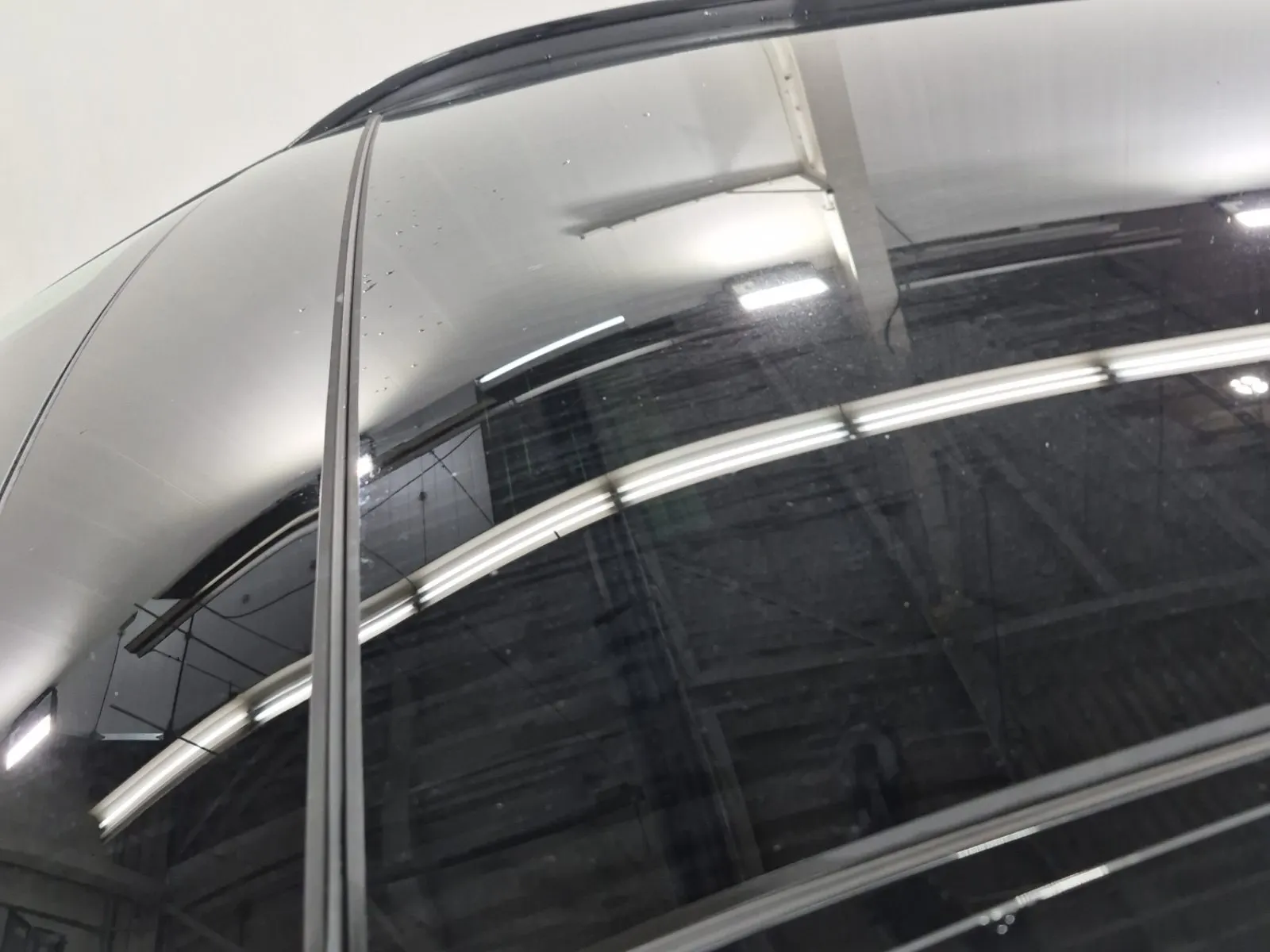 Exterior Roof Photo
