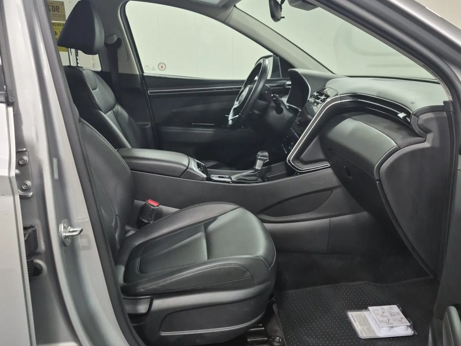 Right Side Interior Photo