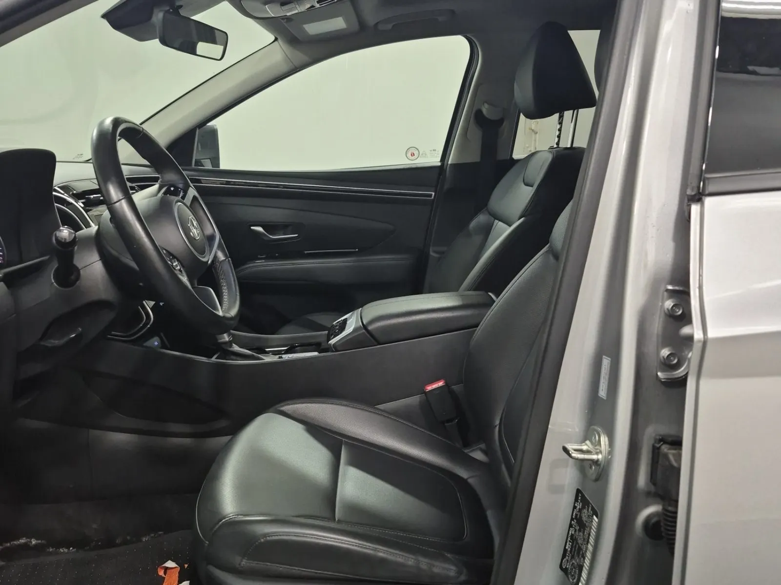 Front Interior Photo