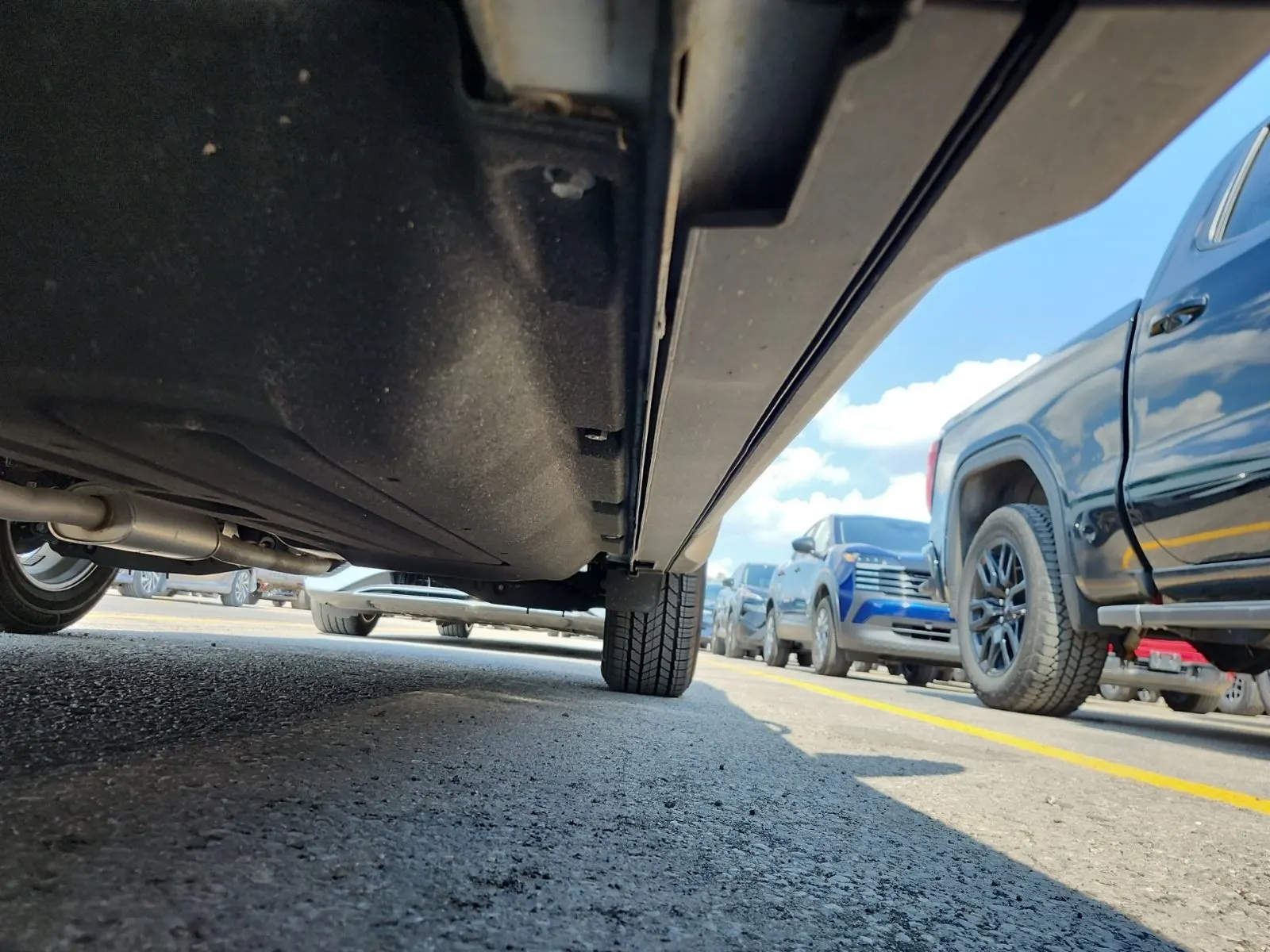 Undercarriage - Driver Photo