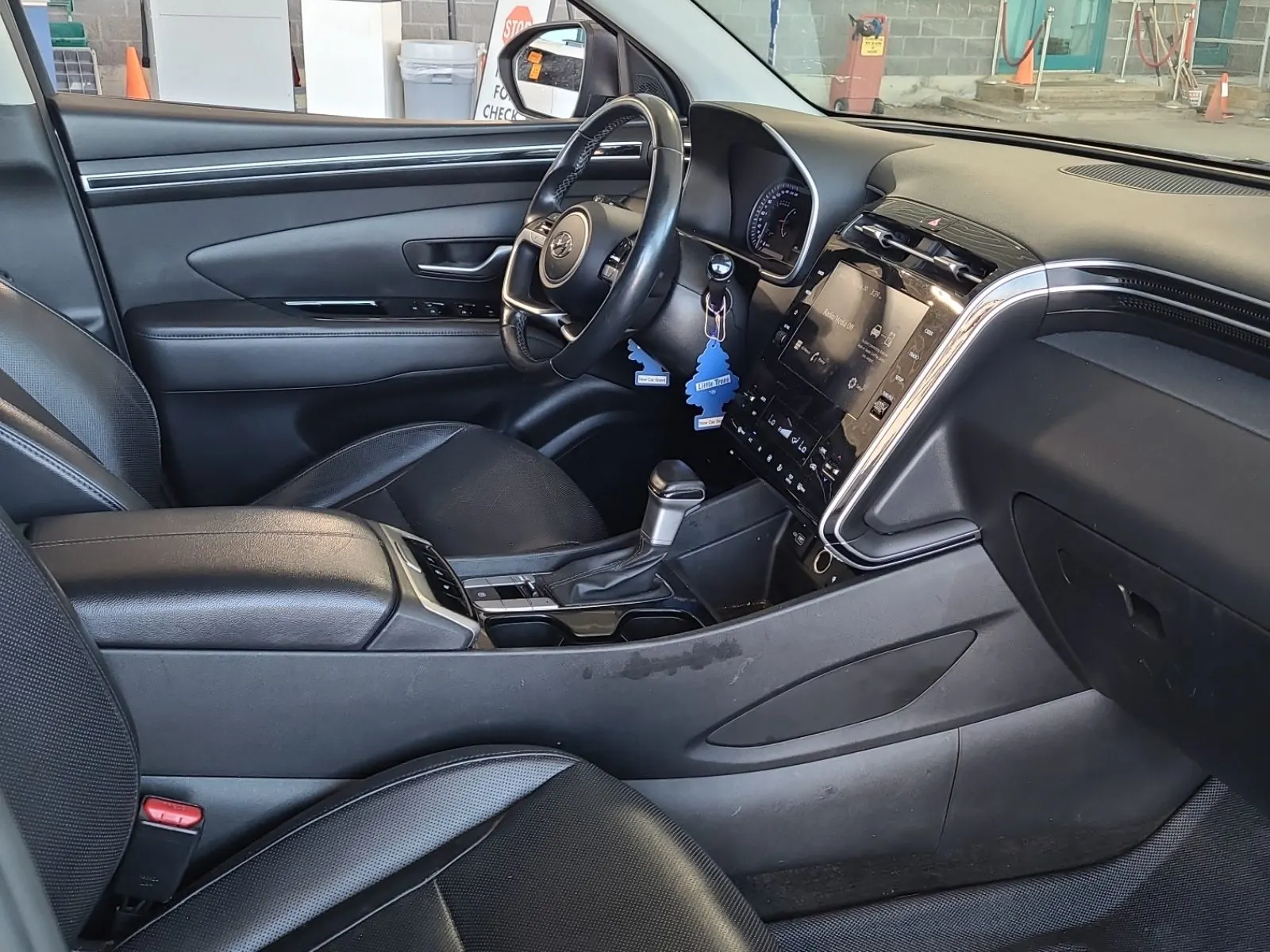 Right Side Interior Photo