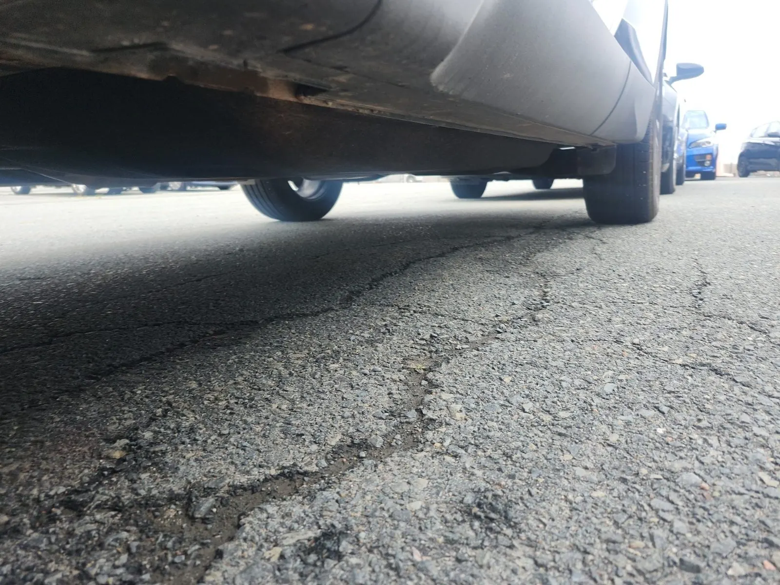 Undercarriage - Driver Photo