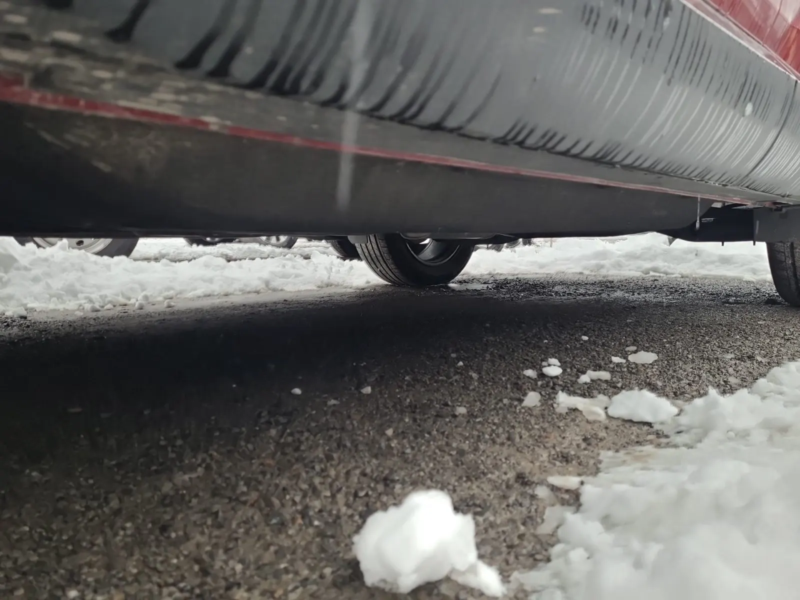 Undercarriage - Driver Photo