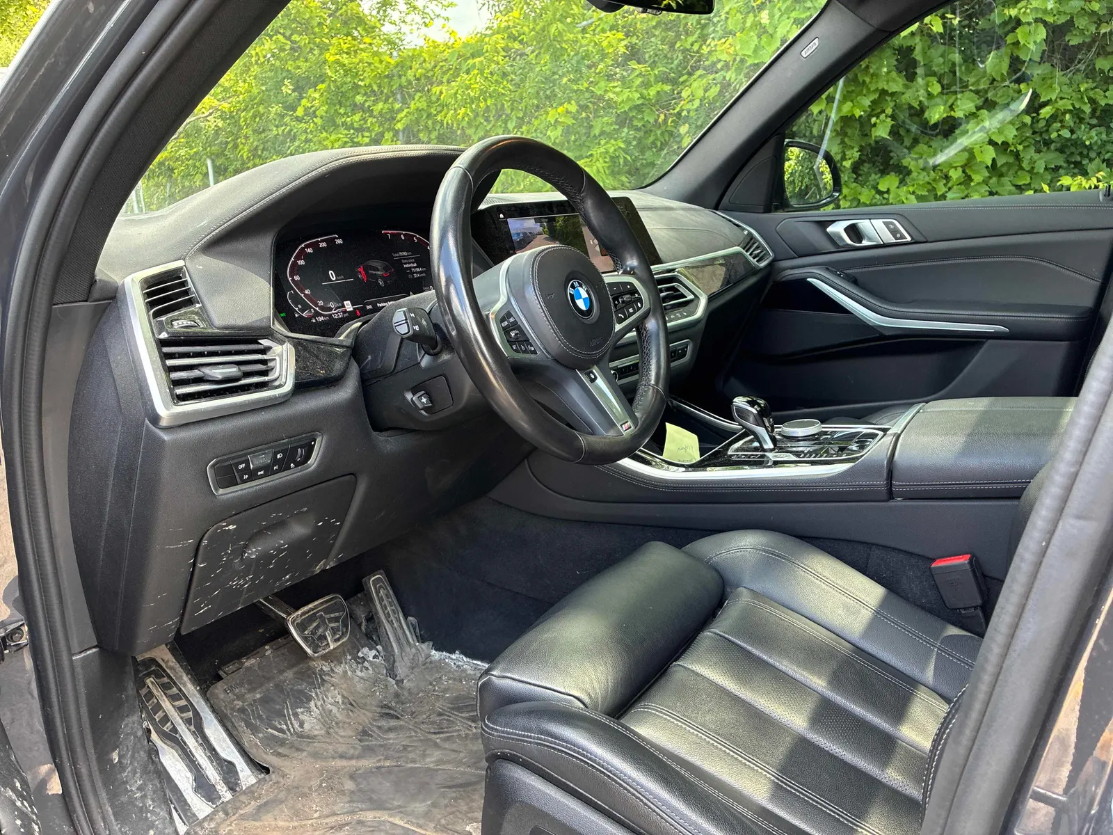 Interior driver side