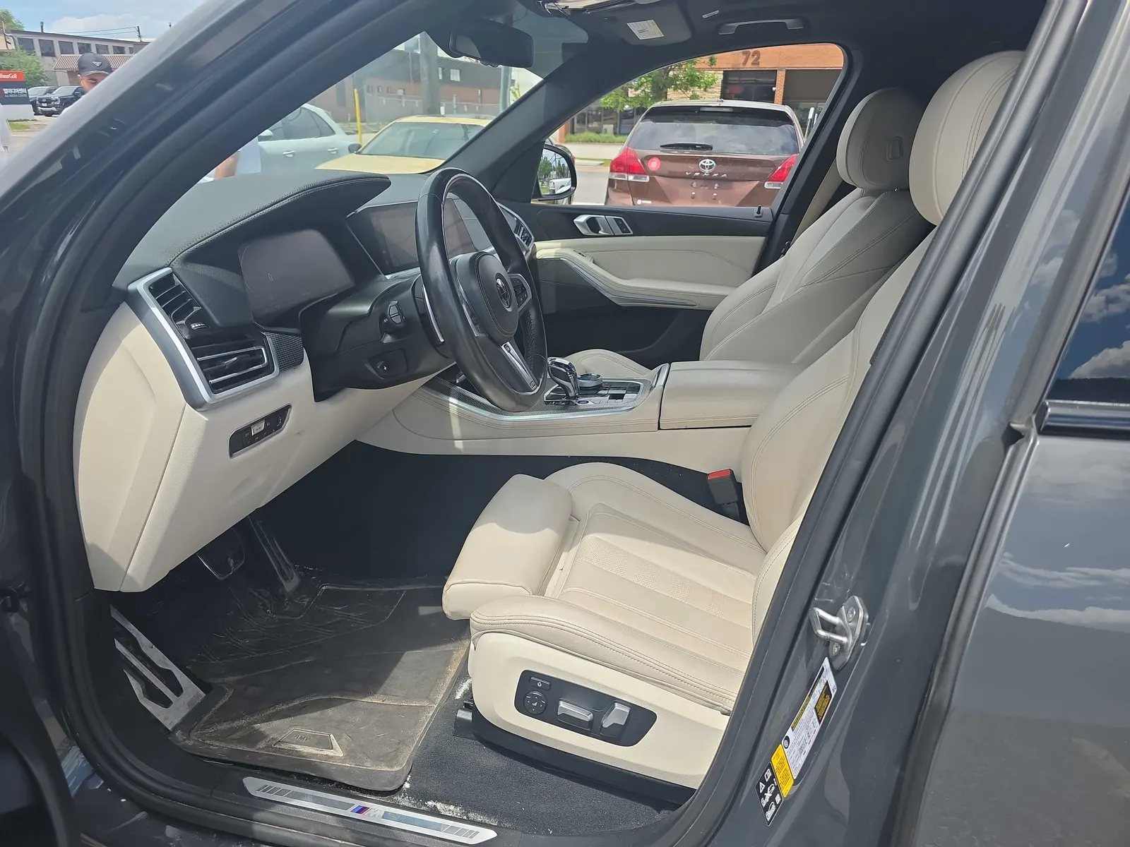 Interior driver side