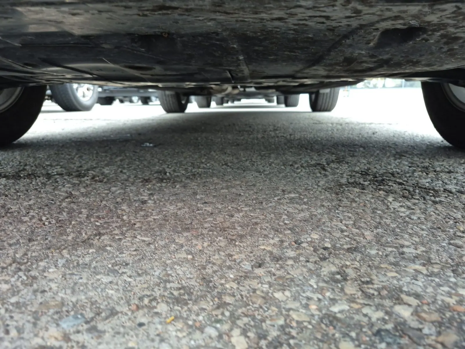 Undercarriage - Front Photo