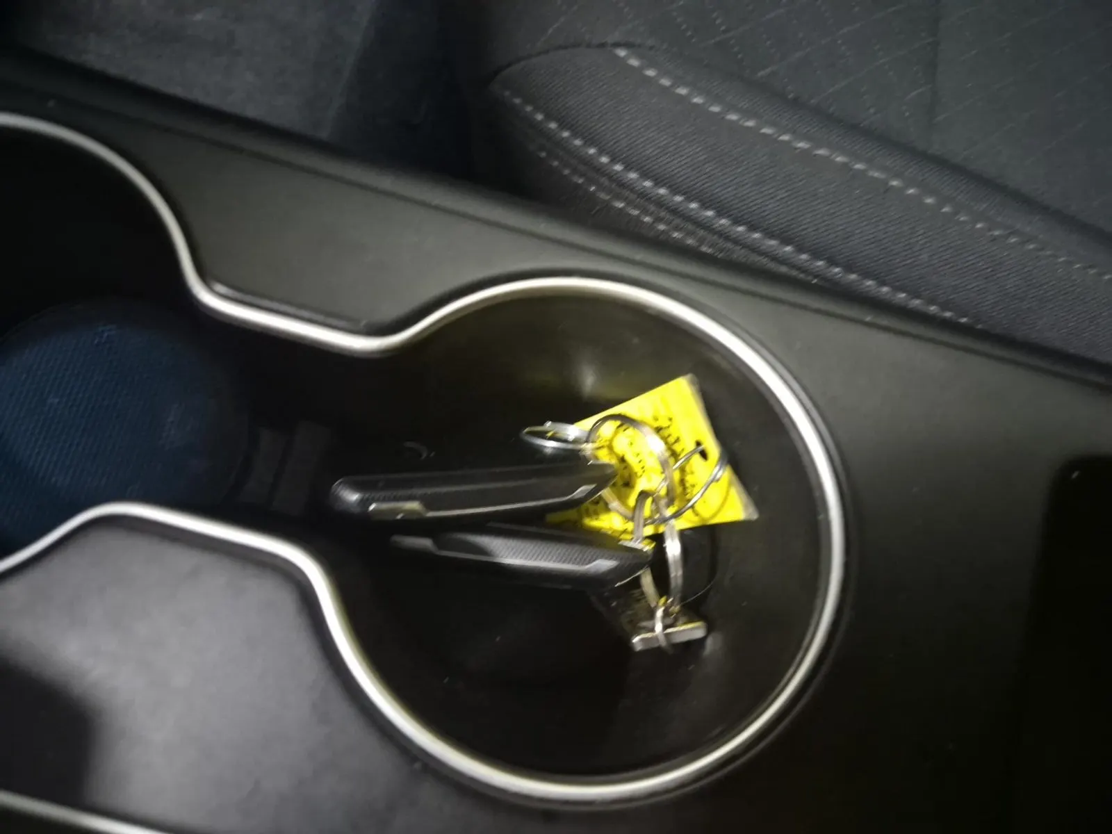 Keys/Fobs/Manual Photo