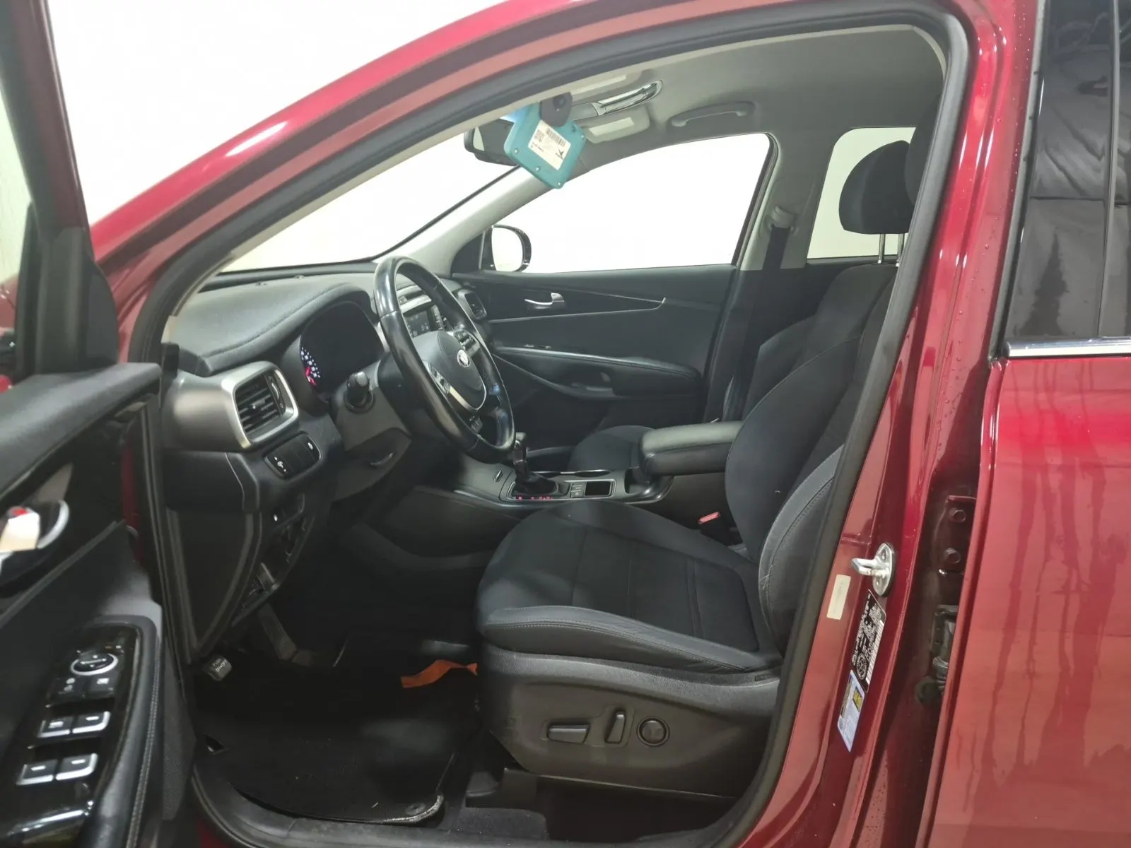 Front Interior Photo