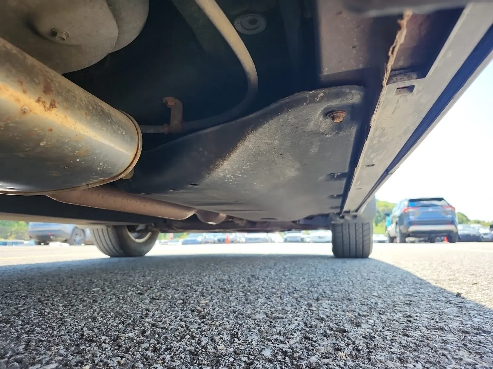 Undercarriage - Passenger Photo