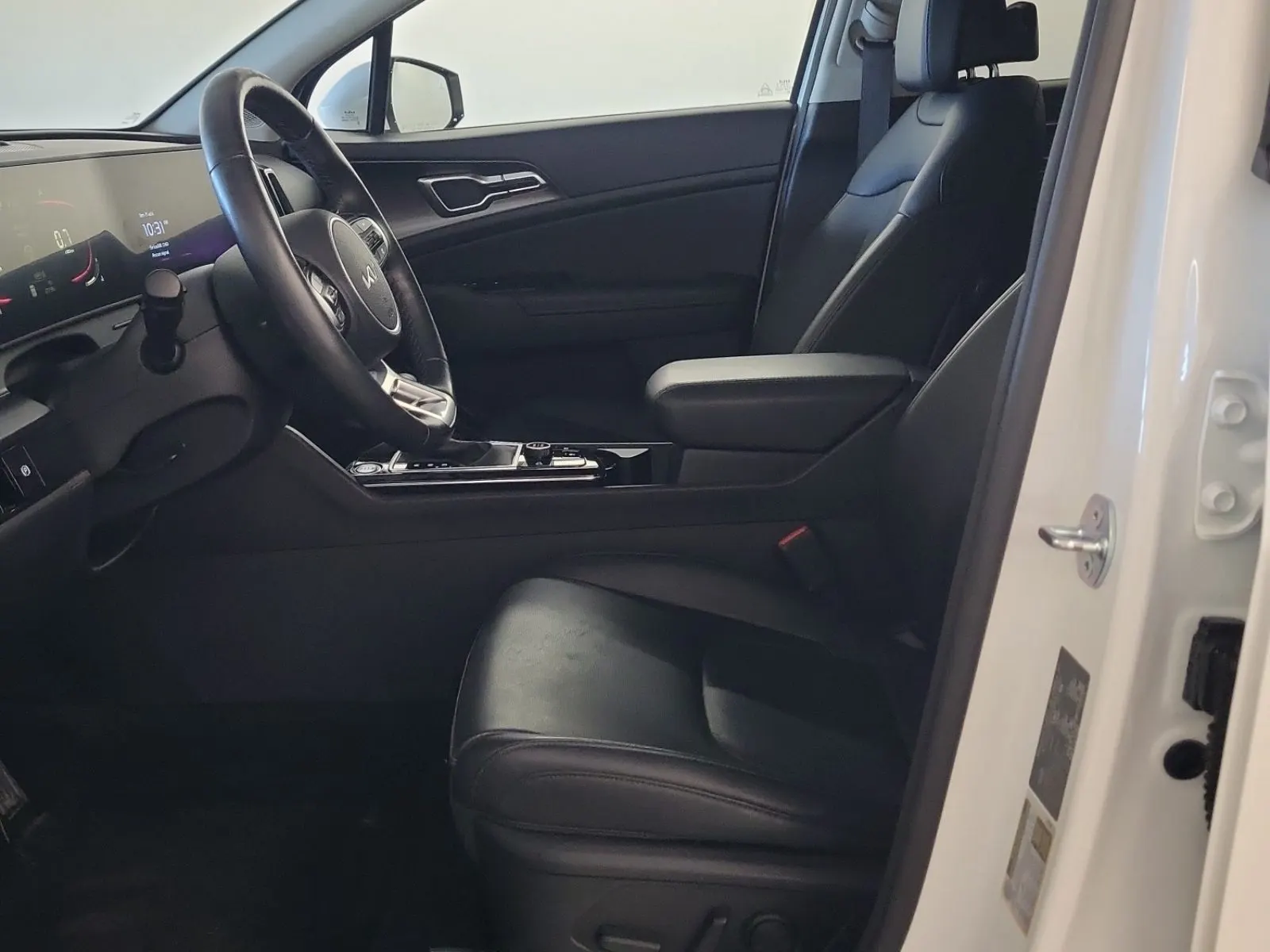 Front Interior Photo