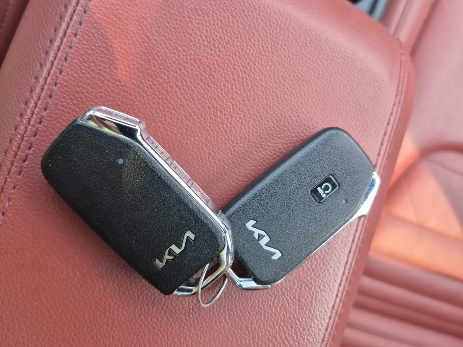 Keys/Fobs/Manual Photo