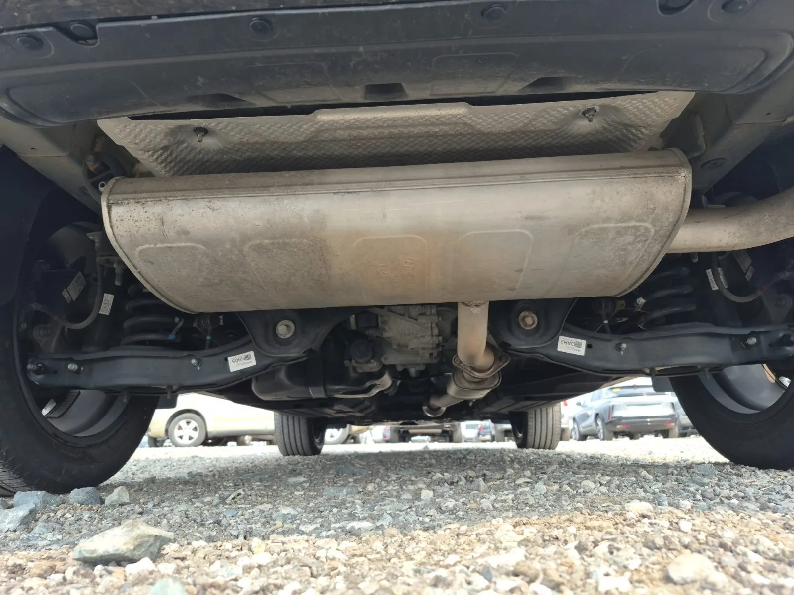 Undercarriage - Rear Photo