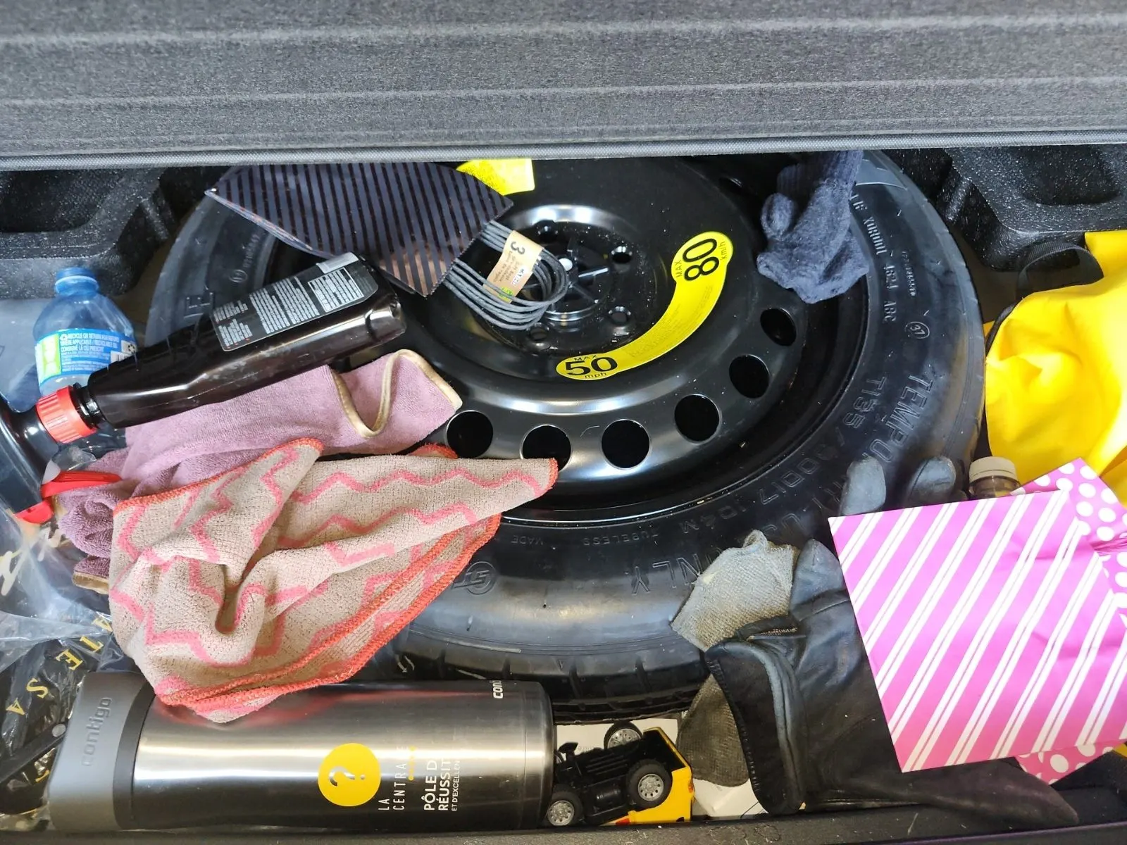 Spare Tire & Wheel Photo