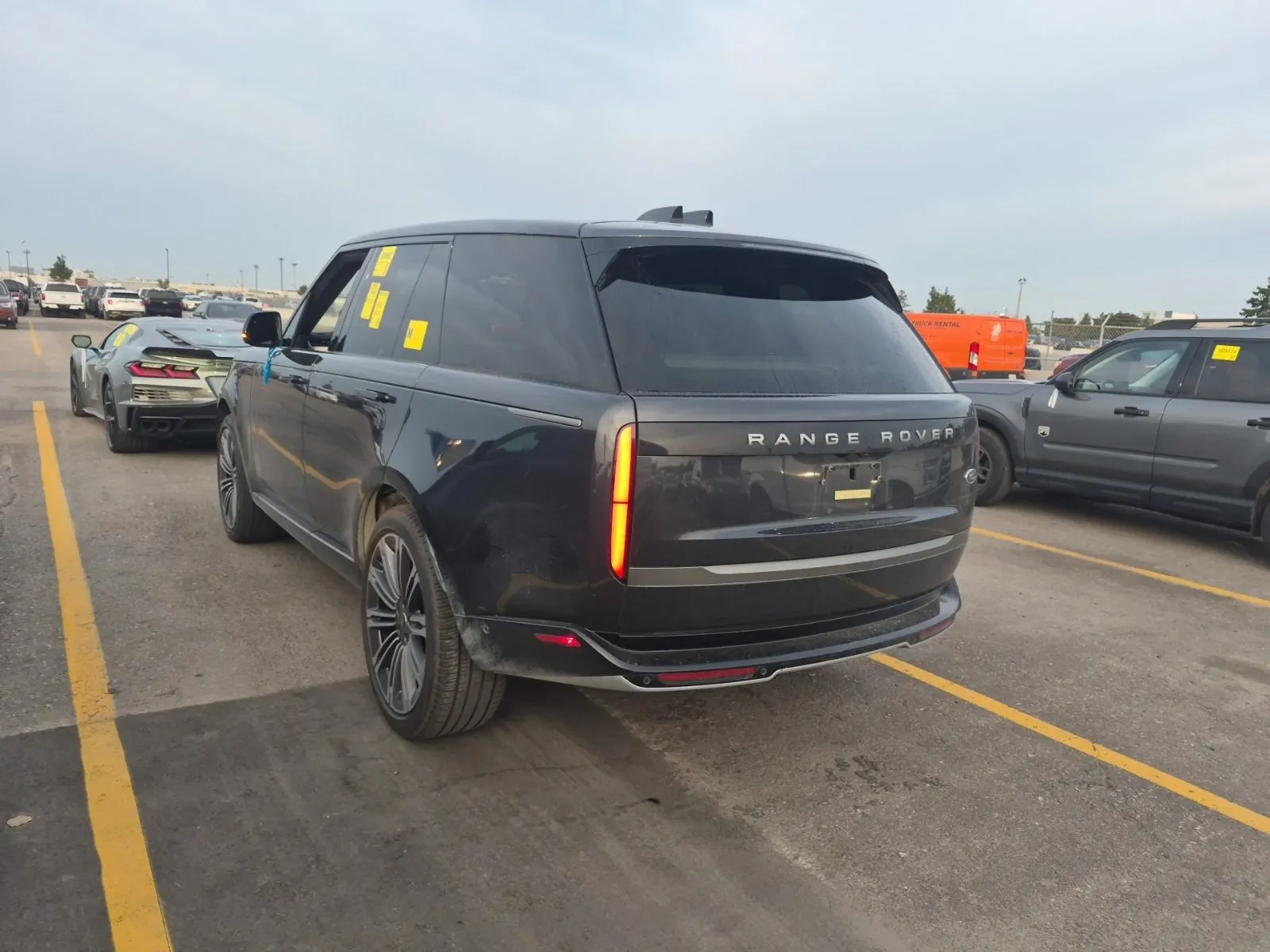 Driver Rear 3/4 Photo