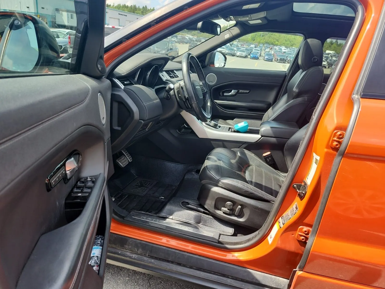 Front Interior Photo
