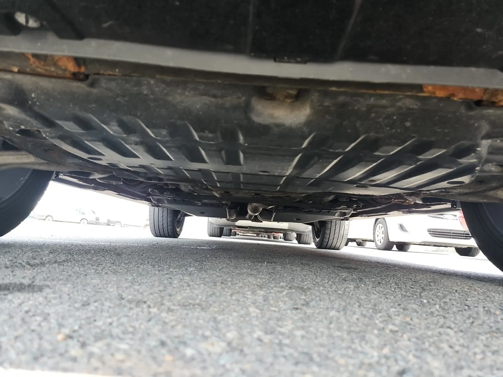 Undercarriage - Front Photo