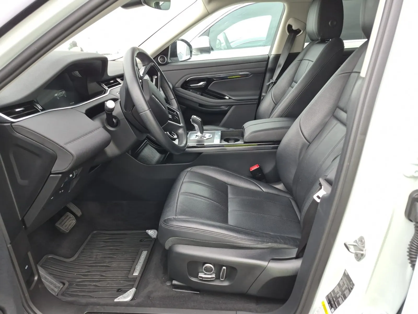 Front Interior Photo
