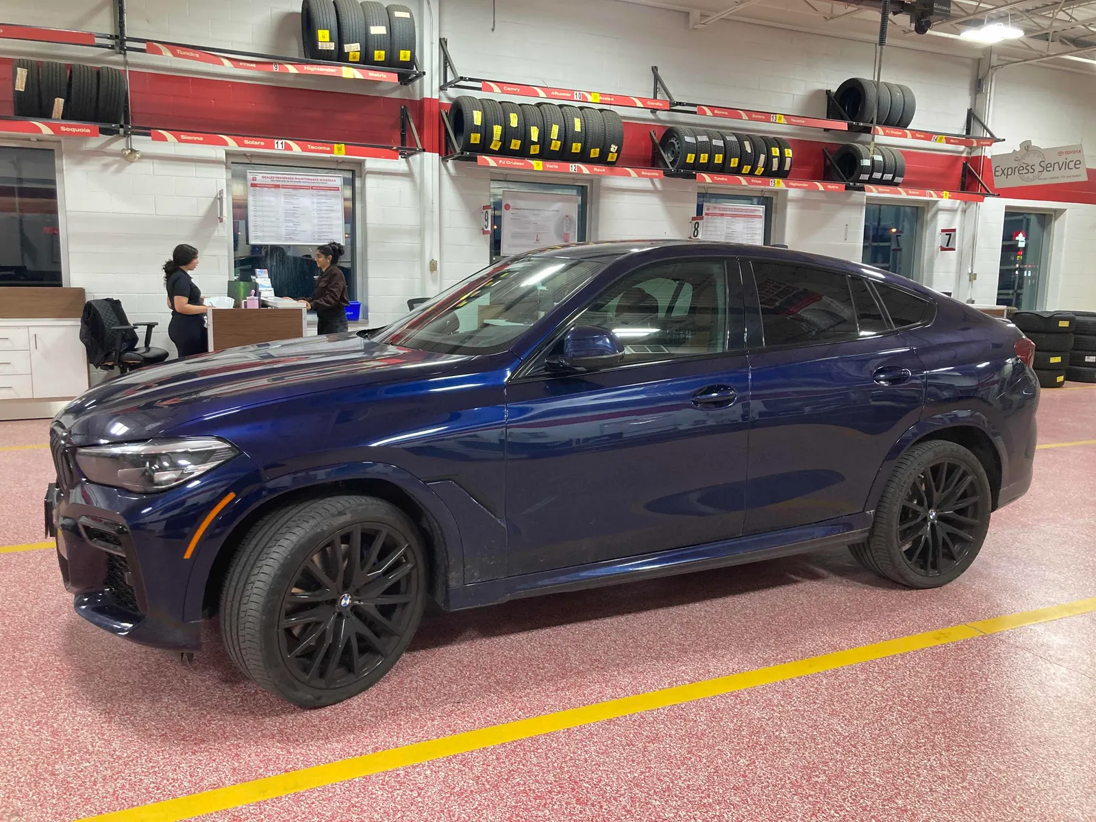 2023 BMW X6