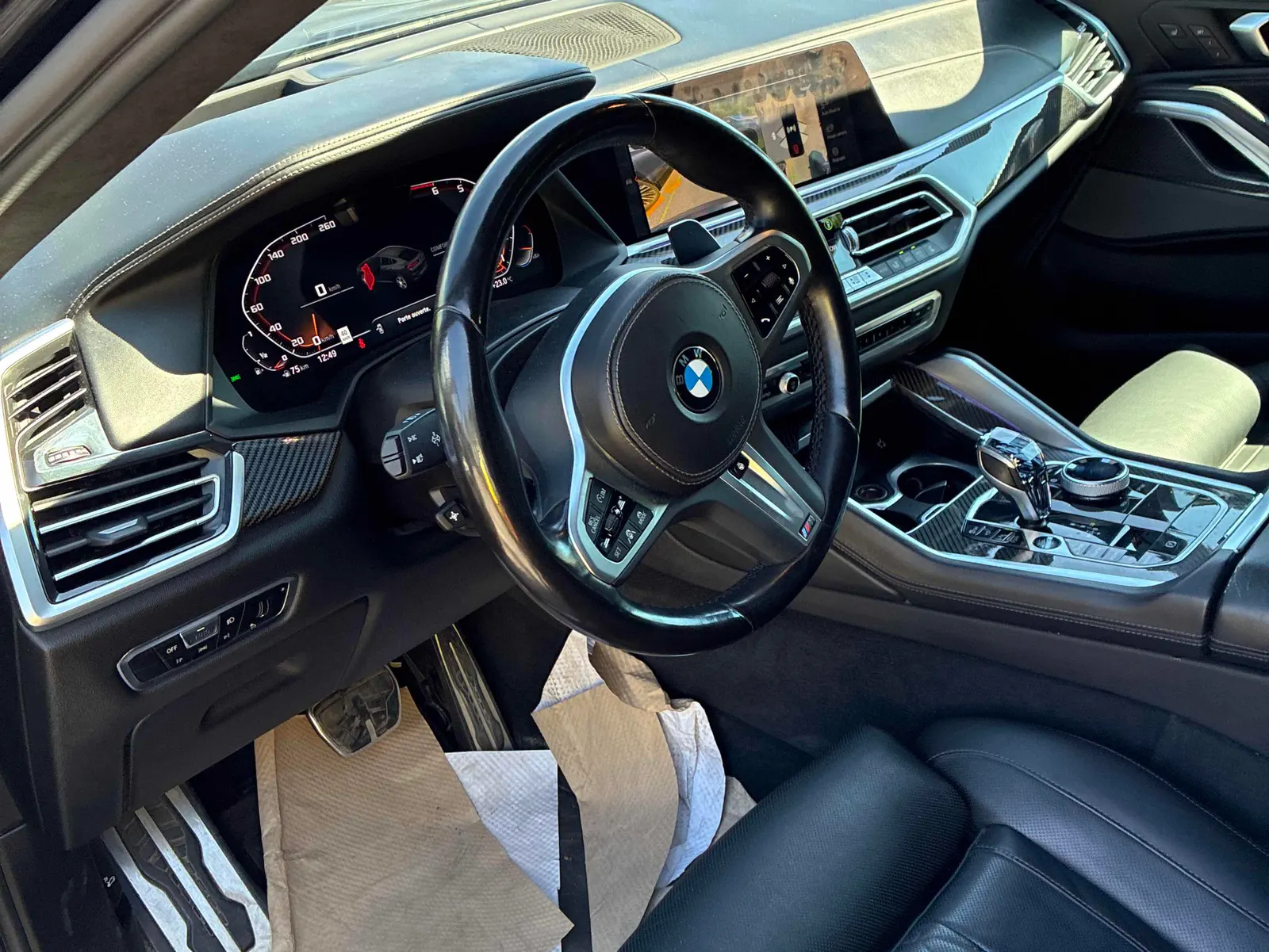 Interior driver side
