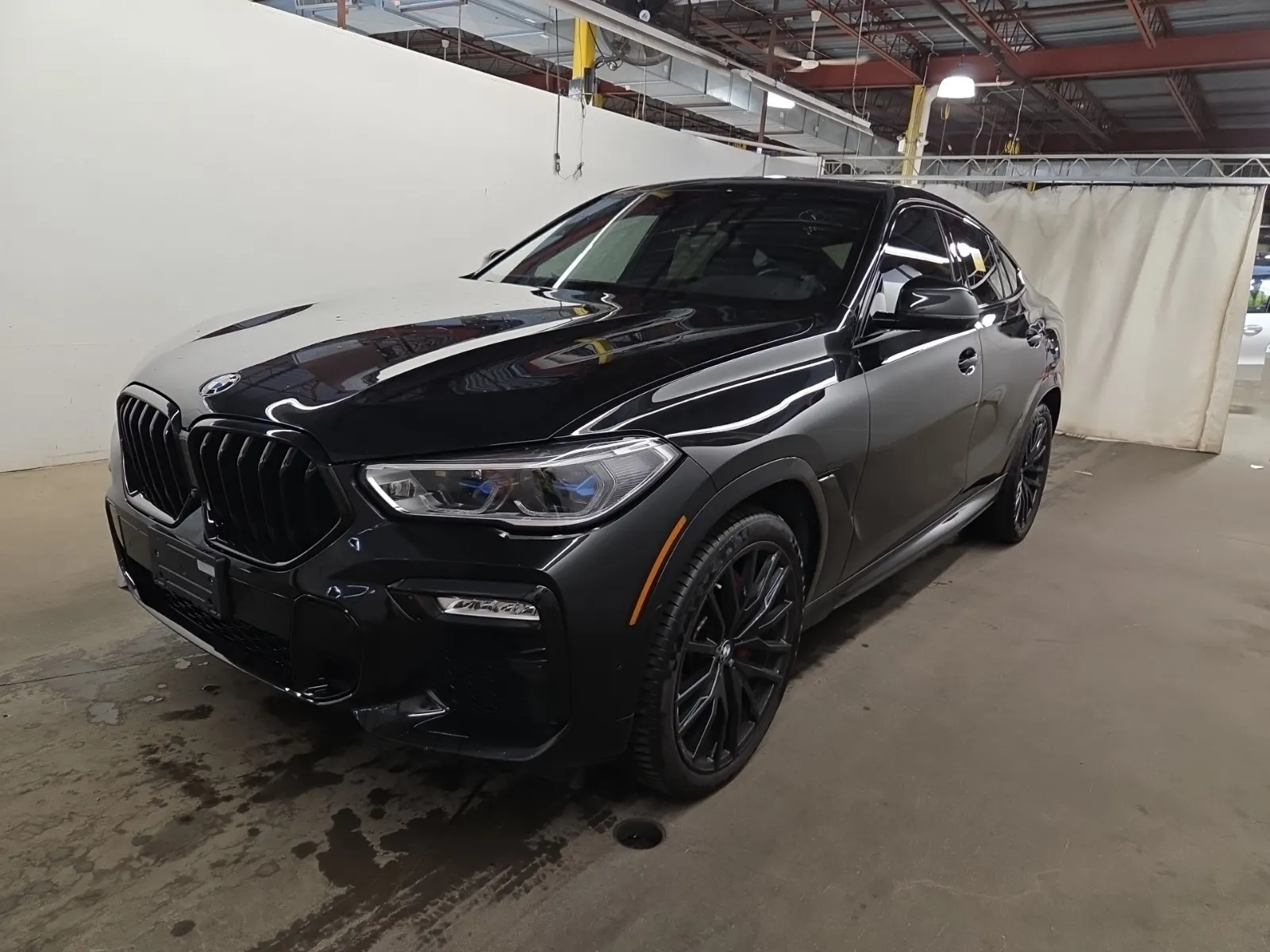 2021 BMW X6
